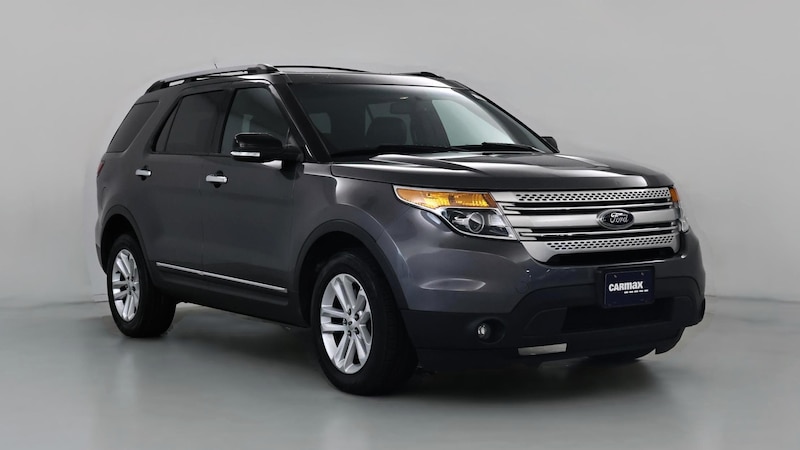 2015 Ford Explorer XLT Hero Image