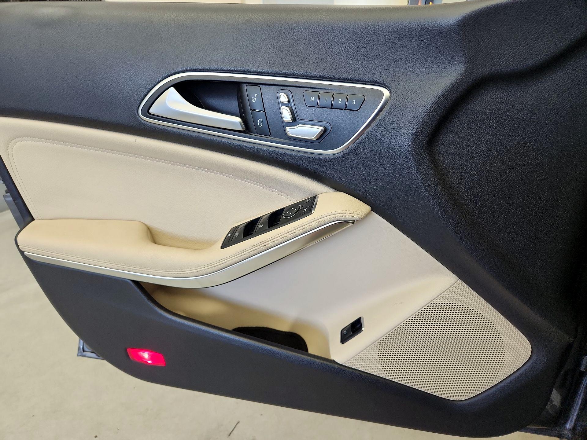 Thumbnail: 2019 Mercedes-Benz CLA - 12