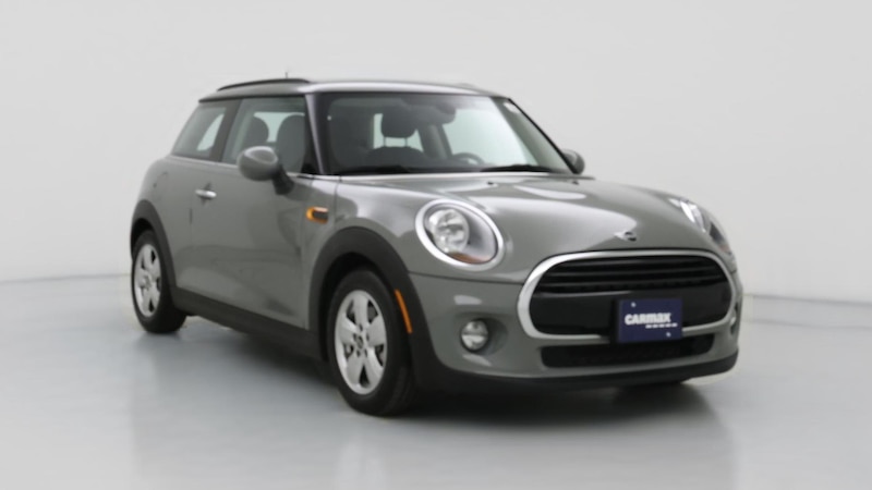 2019 MINI Cooper Hardtop  Hero Image