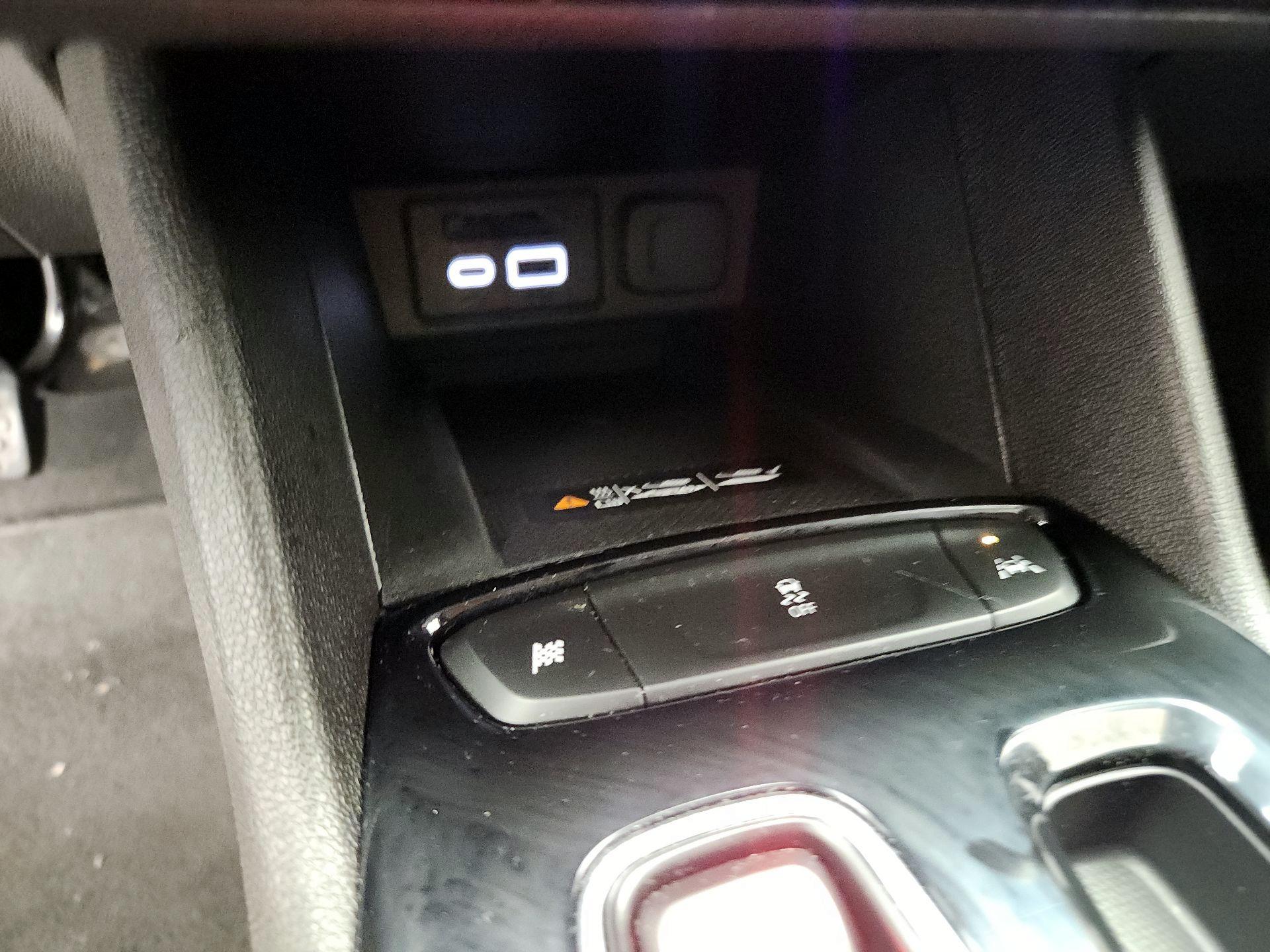 Thumbnail: 2023 Chevrolet Bolt EUV - 18
