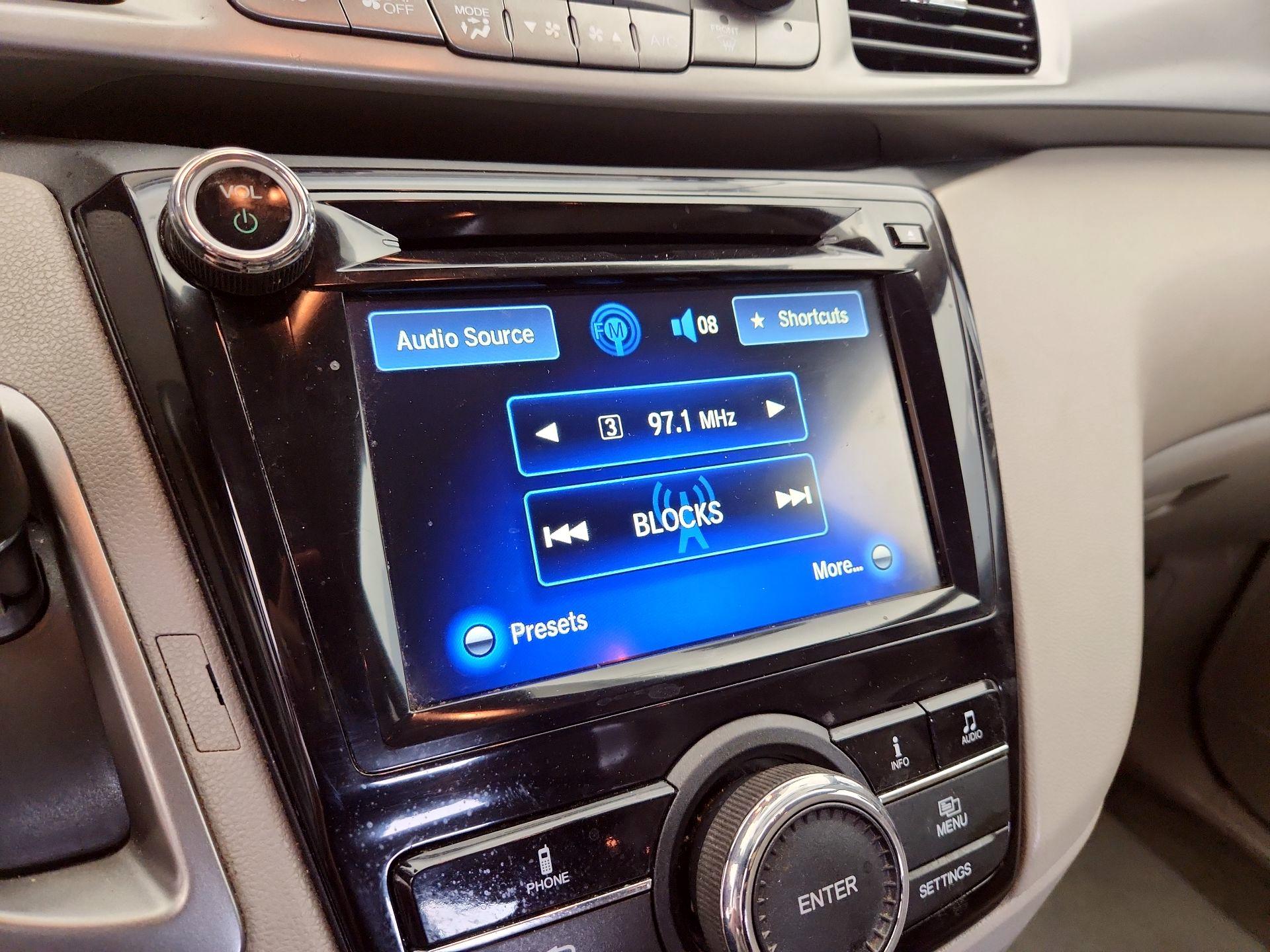 Thumbnail: 2016 Honda Odyssey - 15