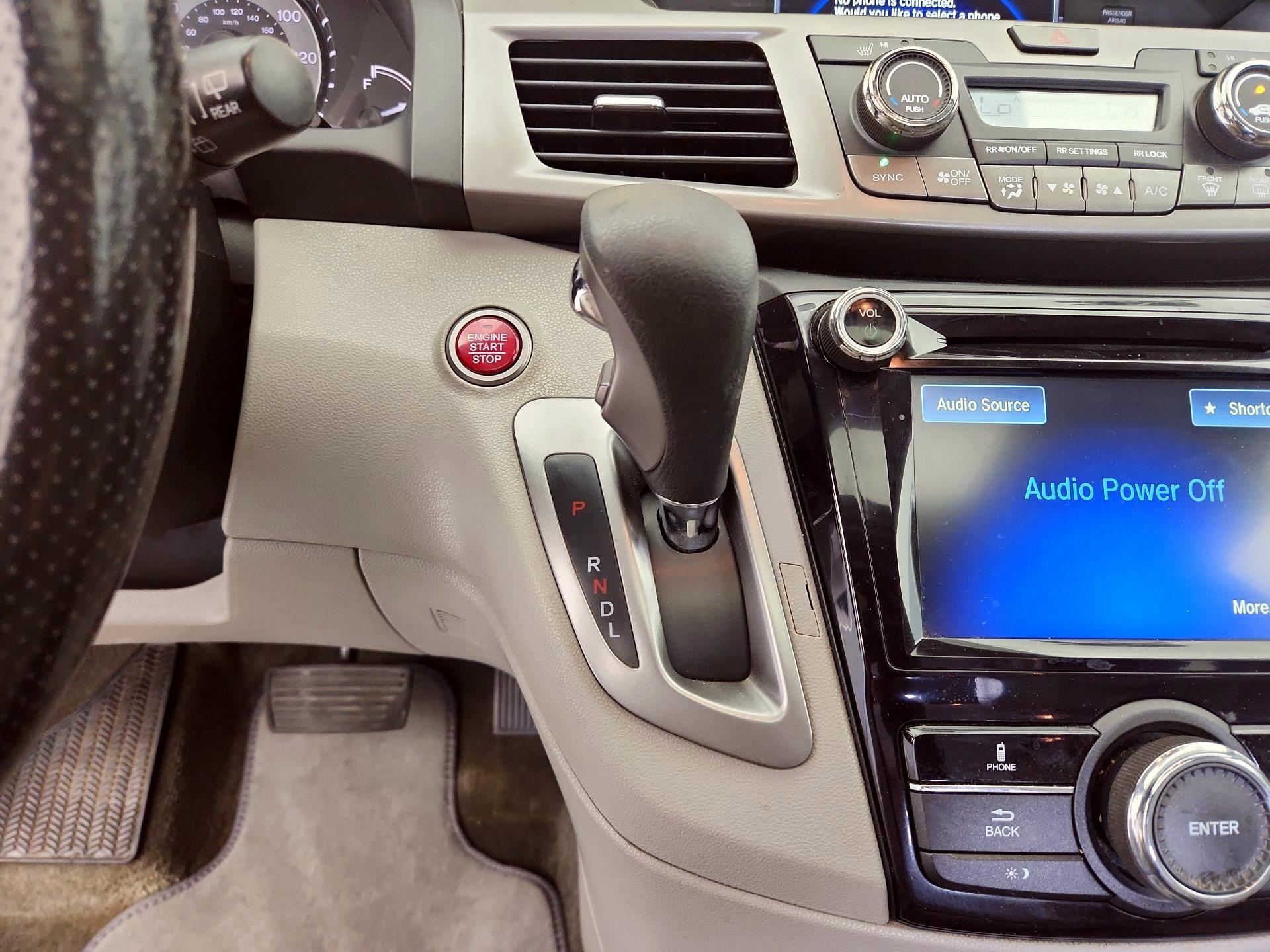 Thumbnail: 2016 Honda Odyssey - 17