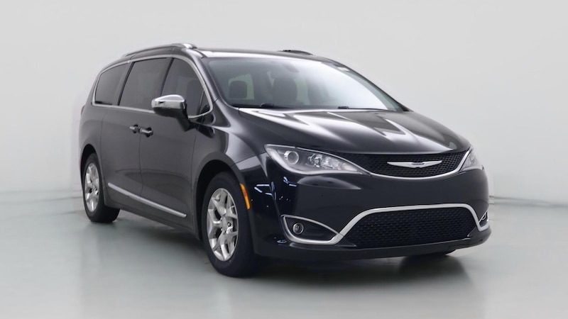 2019 Chrysler Pacifica Limited Hero Image