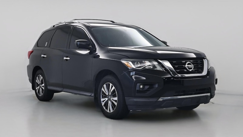 2017 Nissan Pathfinder SL Hero Image