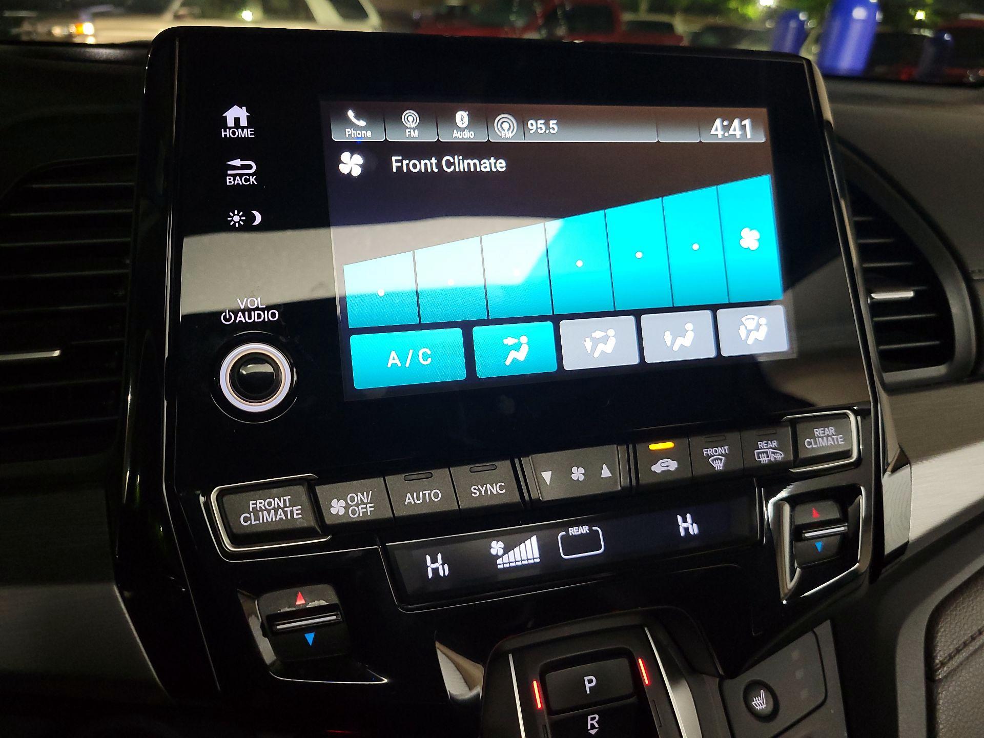 Thumbnail: 2020 Honda Odyssey - 14