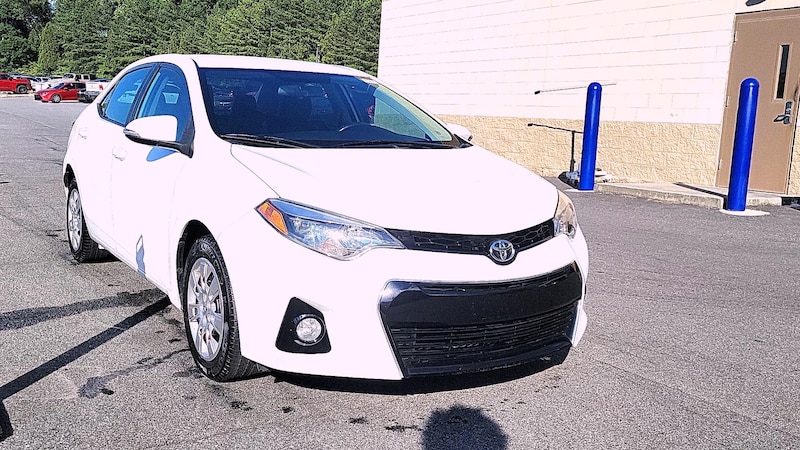2016 Toyota Corolla S Hero Image