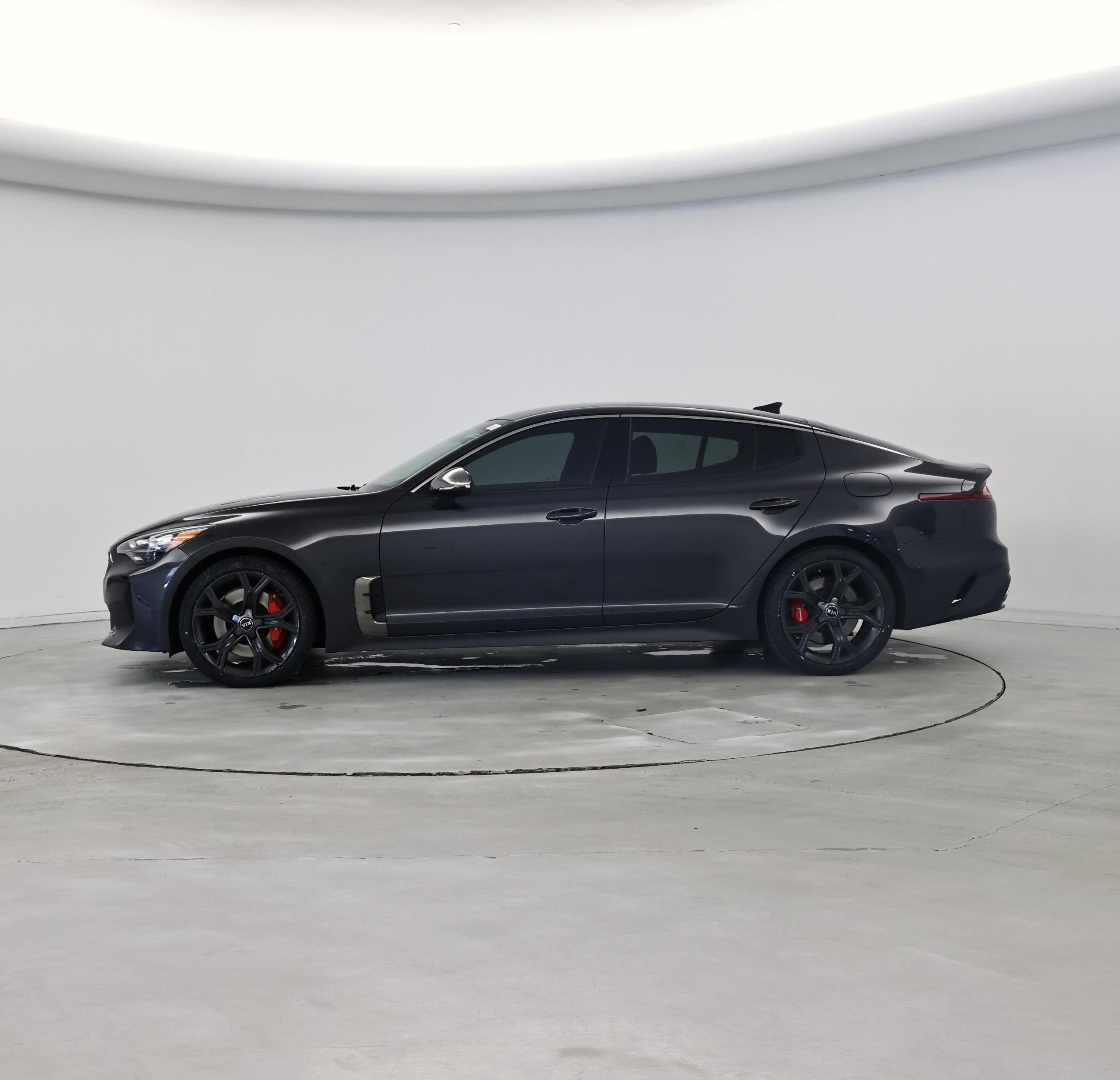 Thumbnail: 2021 Kia Stinger - 3