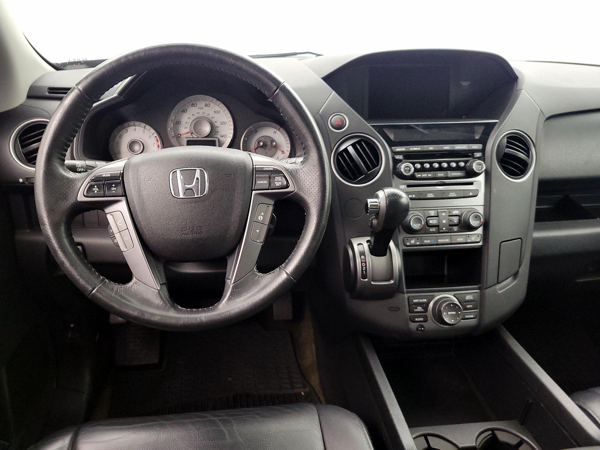 Thumbnail: 2013 Honda Pilot - 10