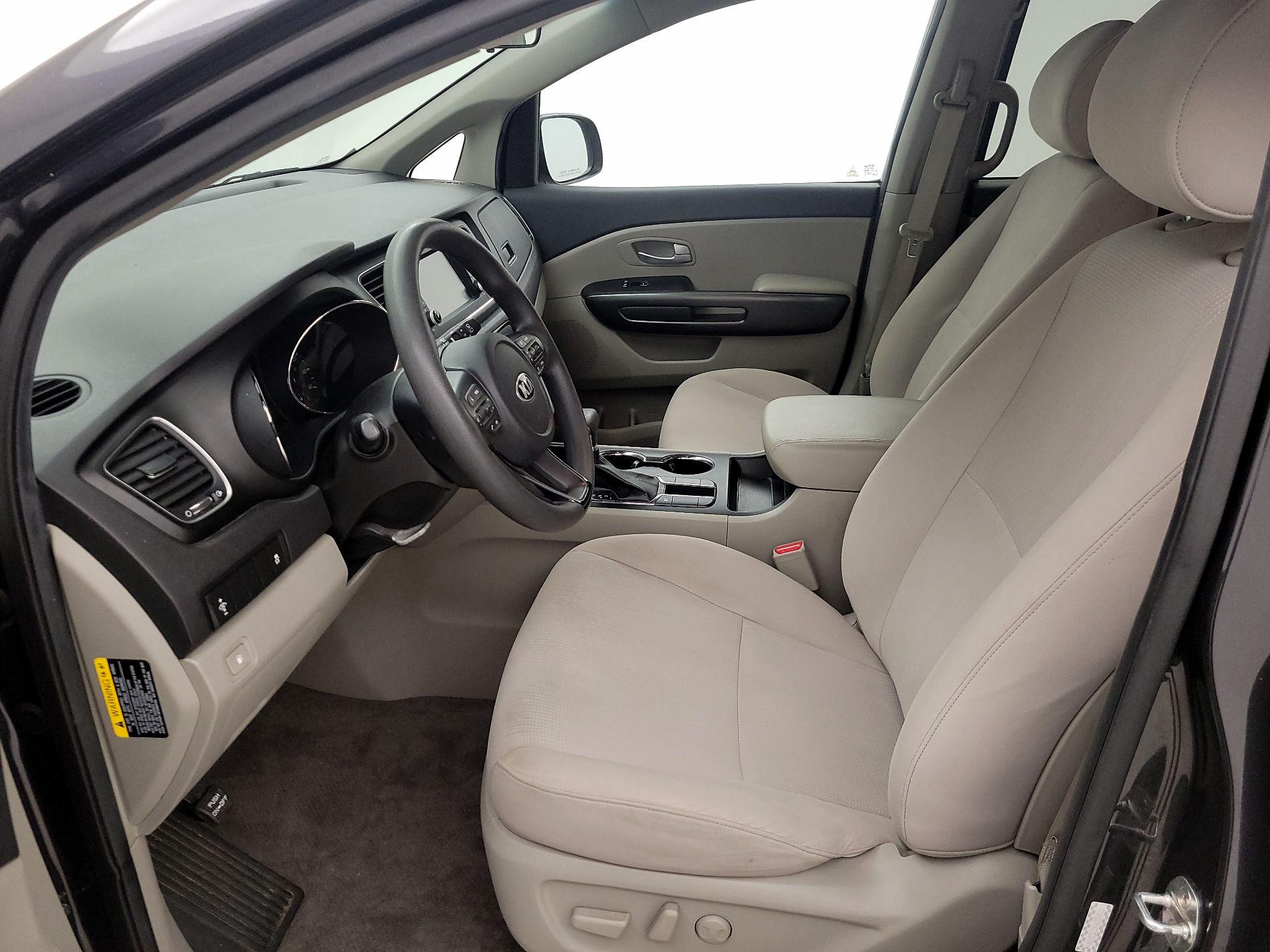 Thumbnail: 2019 Kia Sedona - 11
