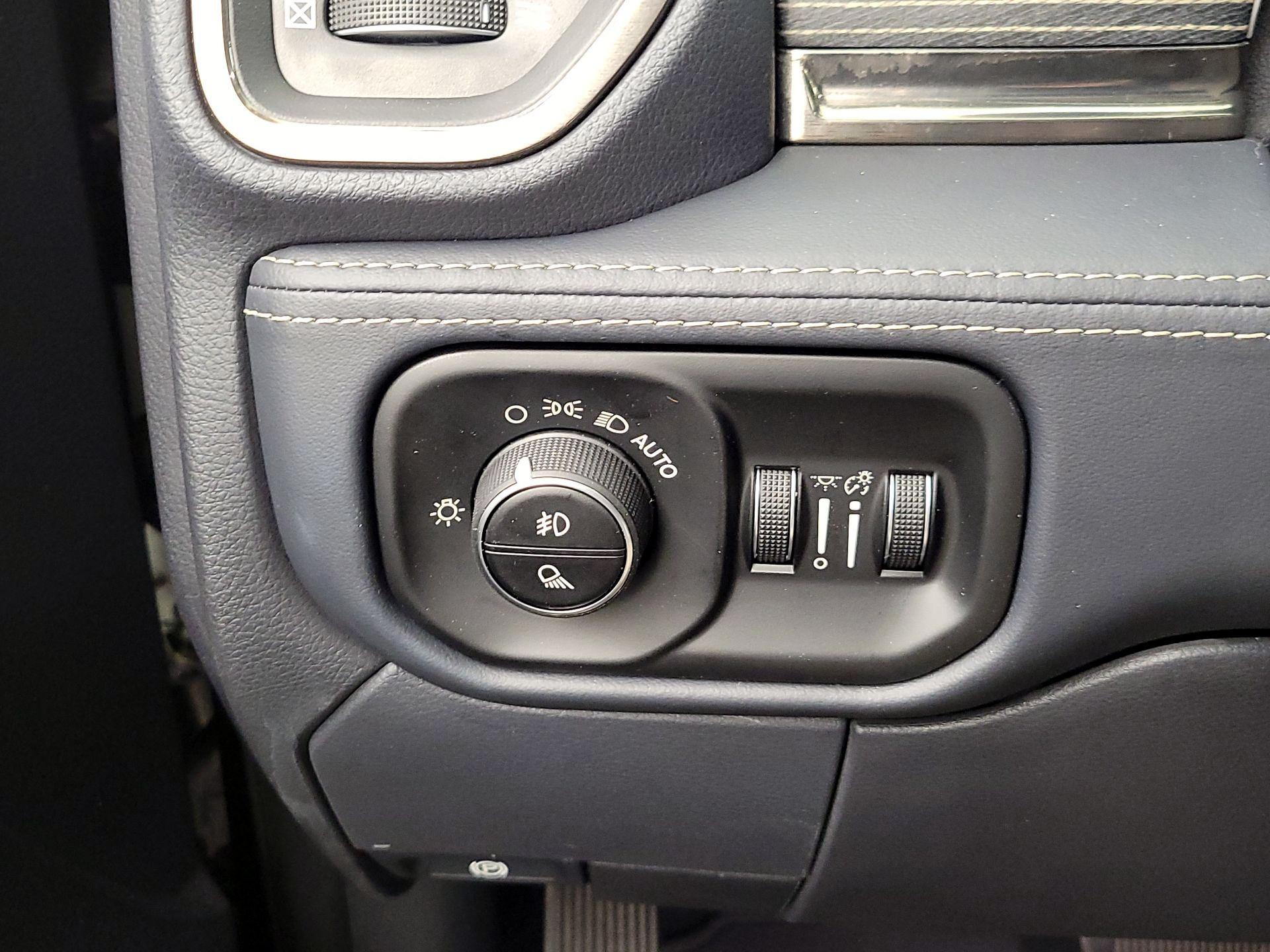 Thumbnail: 2020 RAM 3500 - 13