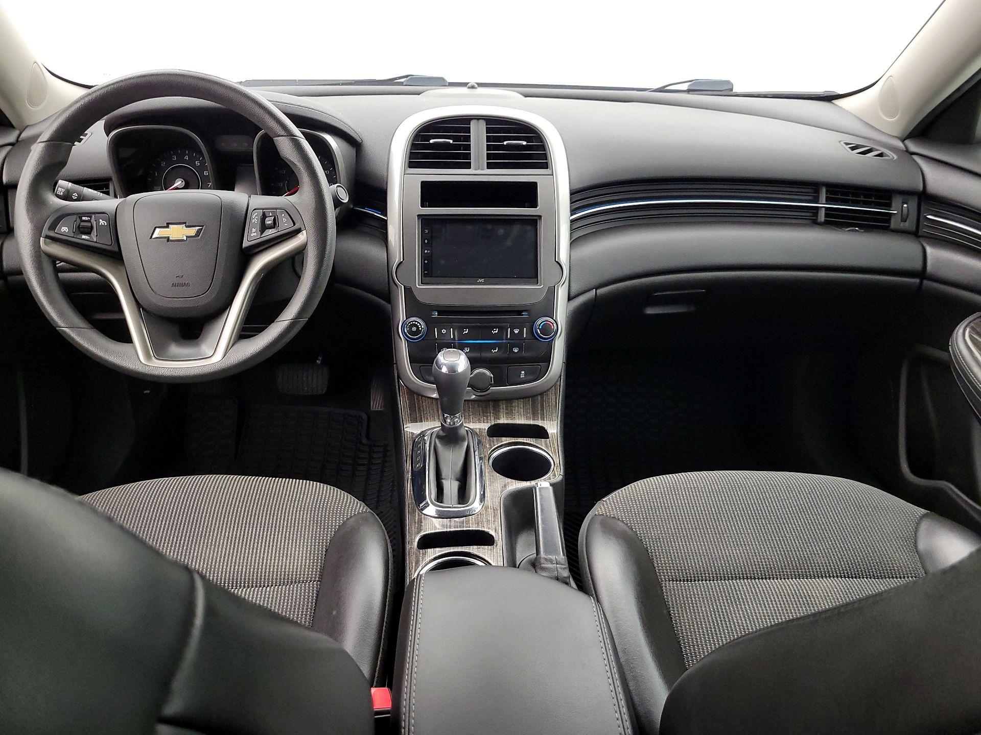 Thumbnail: 2016 Chevrolet Malibu - 9