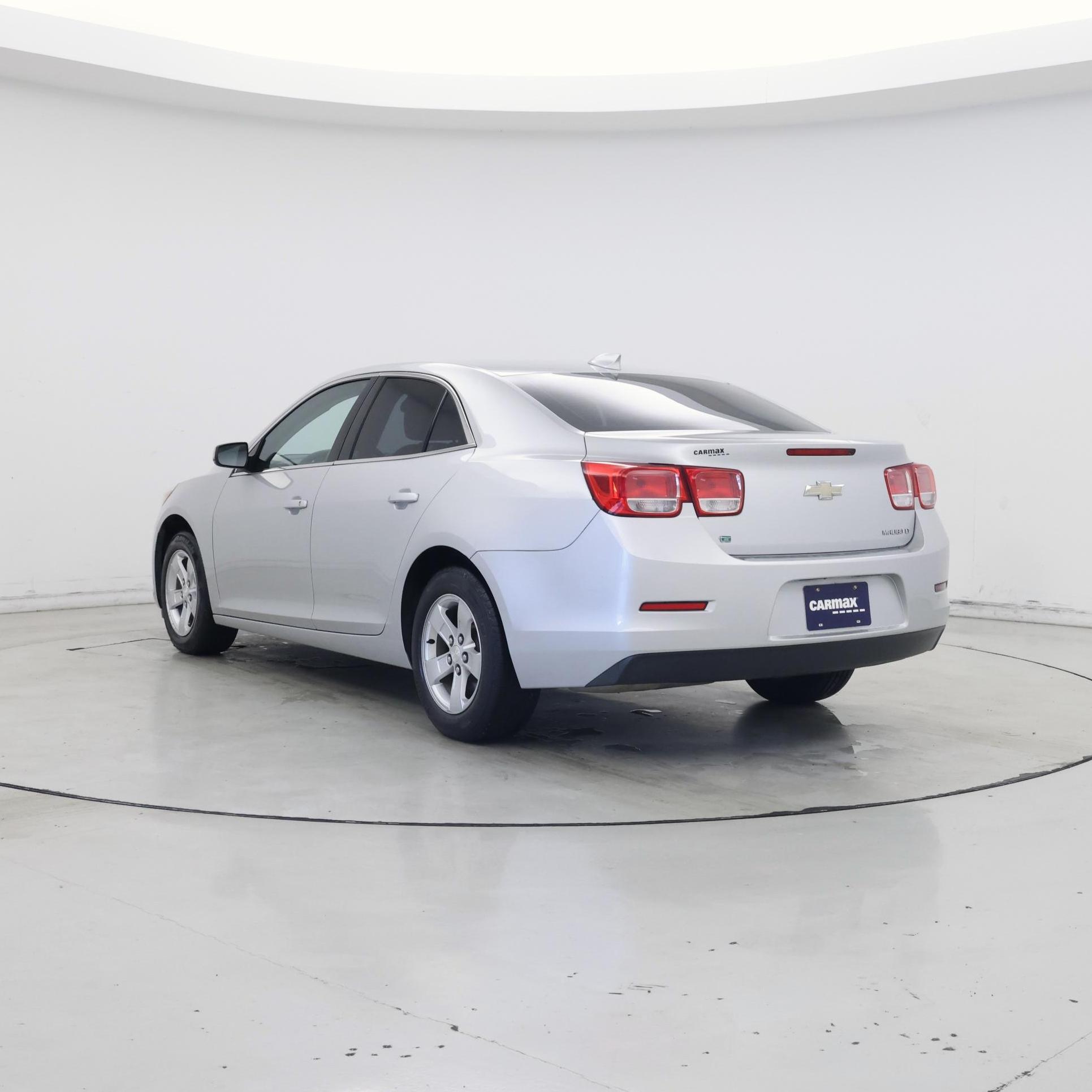 Thumbnail: 2016 Chevrolet Malibu - 2