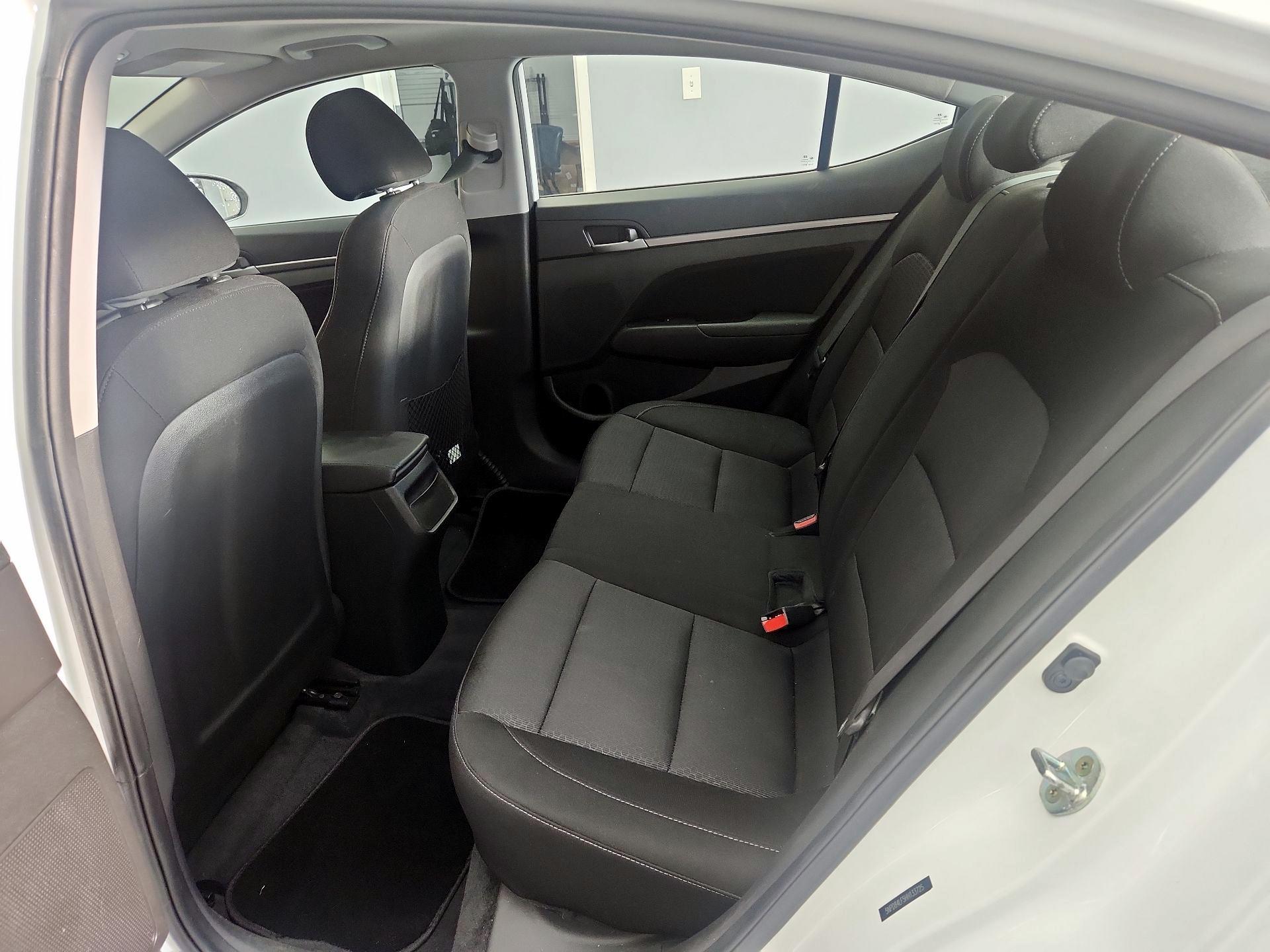 Thumbnail: 2017 Hyundai Elantra - 20