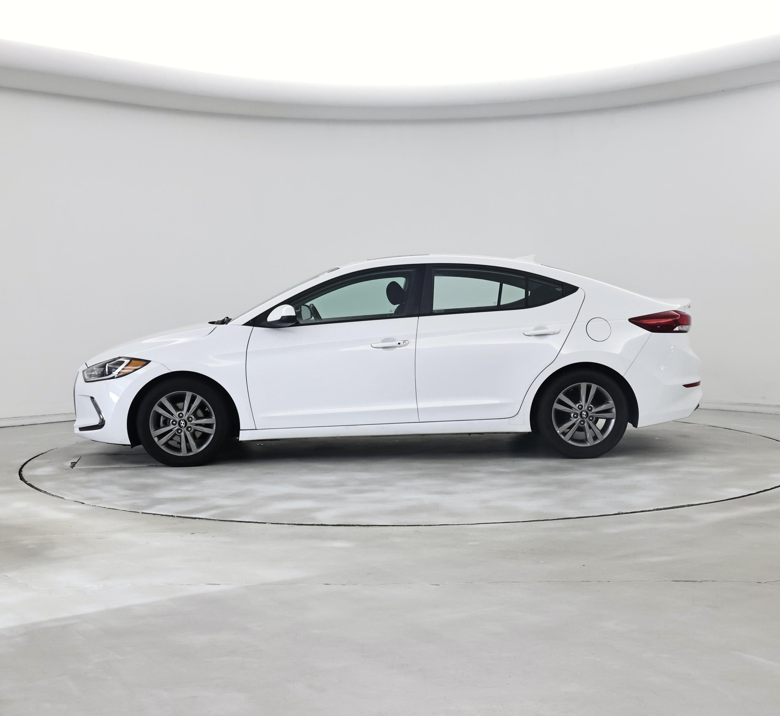 Thumbnail: 2017 Hyundai Elantra - 3