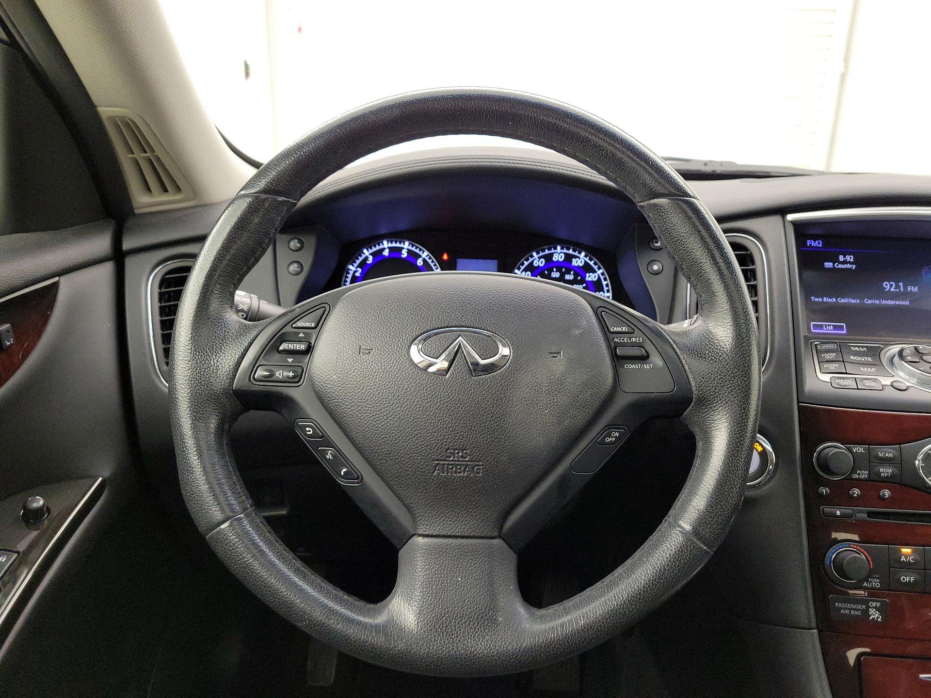 Thumbnail: 2016 INFINITI QX50 - 10