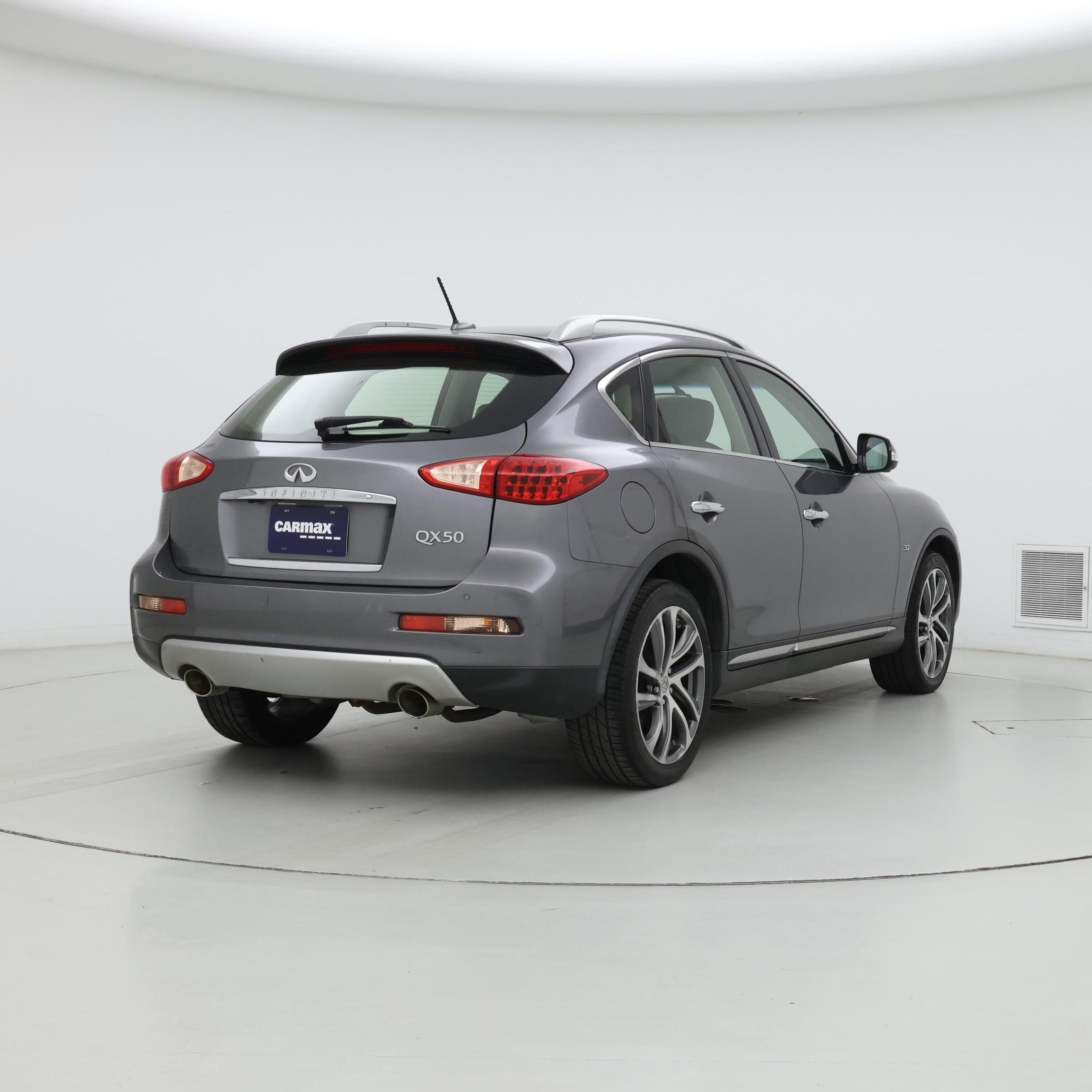 Thumbnail: 2016 INFINITI QX50 - 8