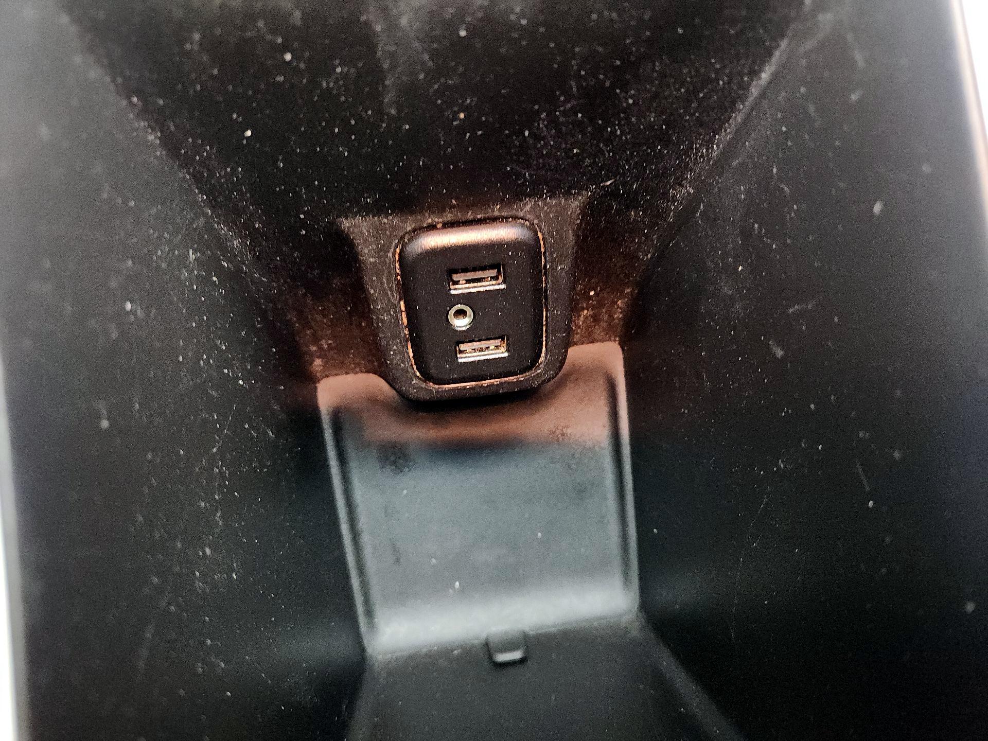 Thumbnail: 2020 Chevrolet Bolt EV - 18