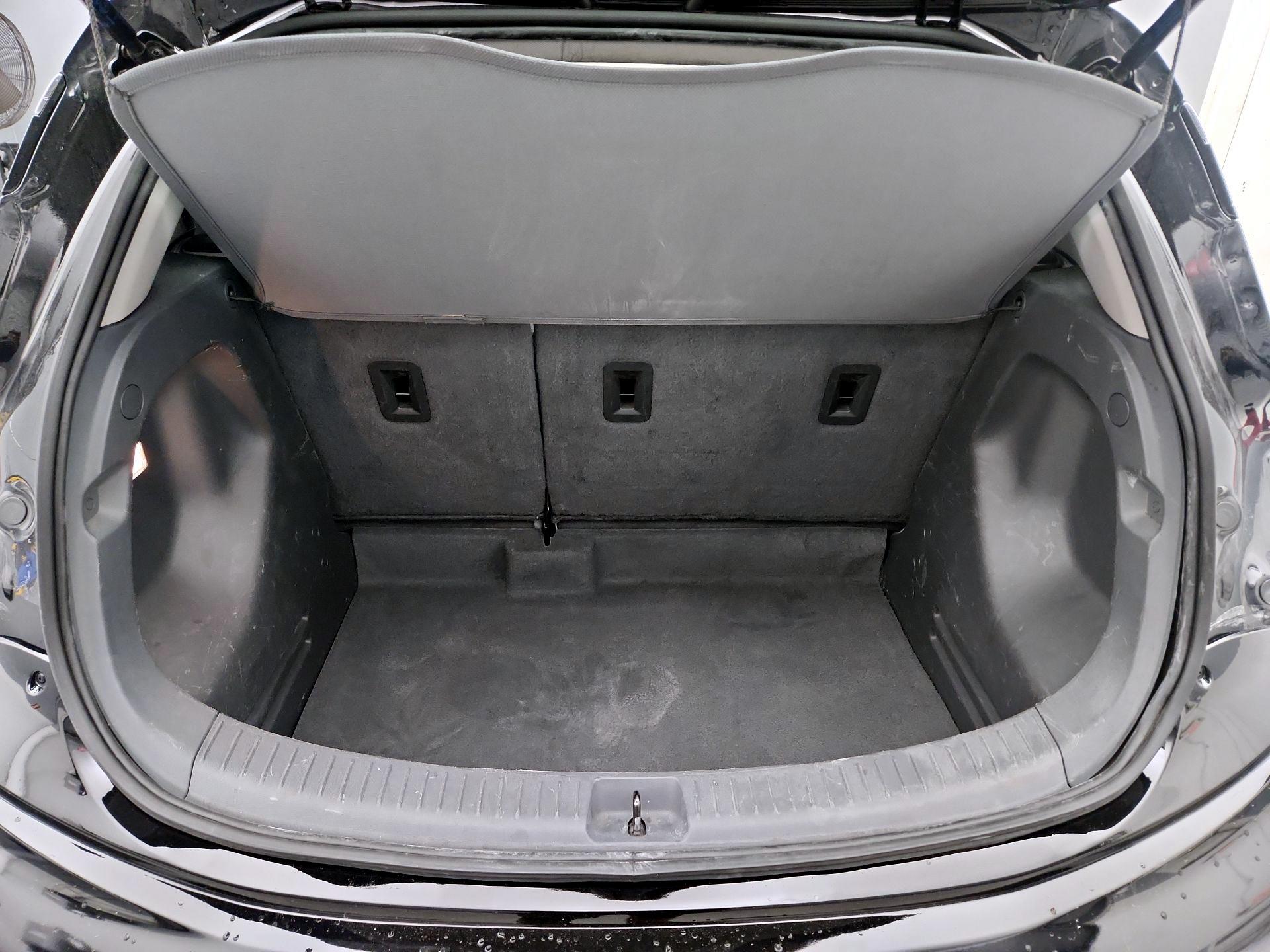 Thumbnail: 2020 Chevrolet Bolt EV - 20