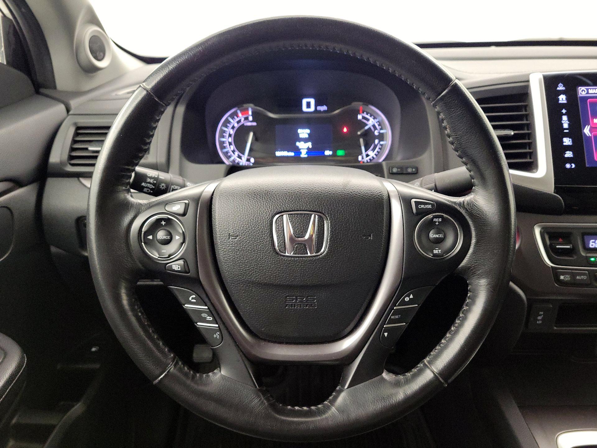 Thumbnail: 2017 Honda Ridgeline - 10