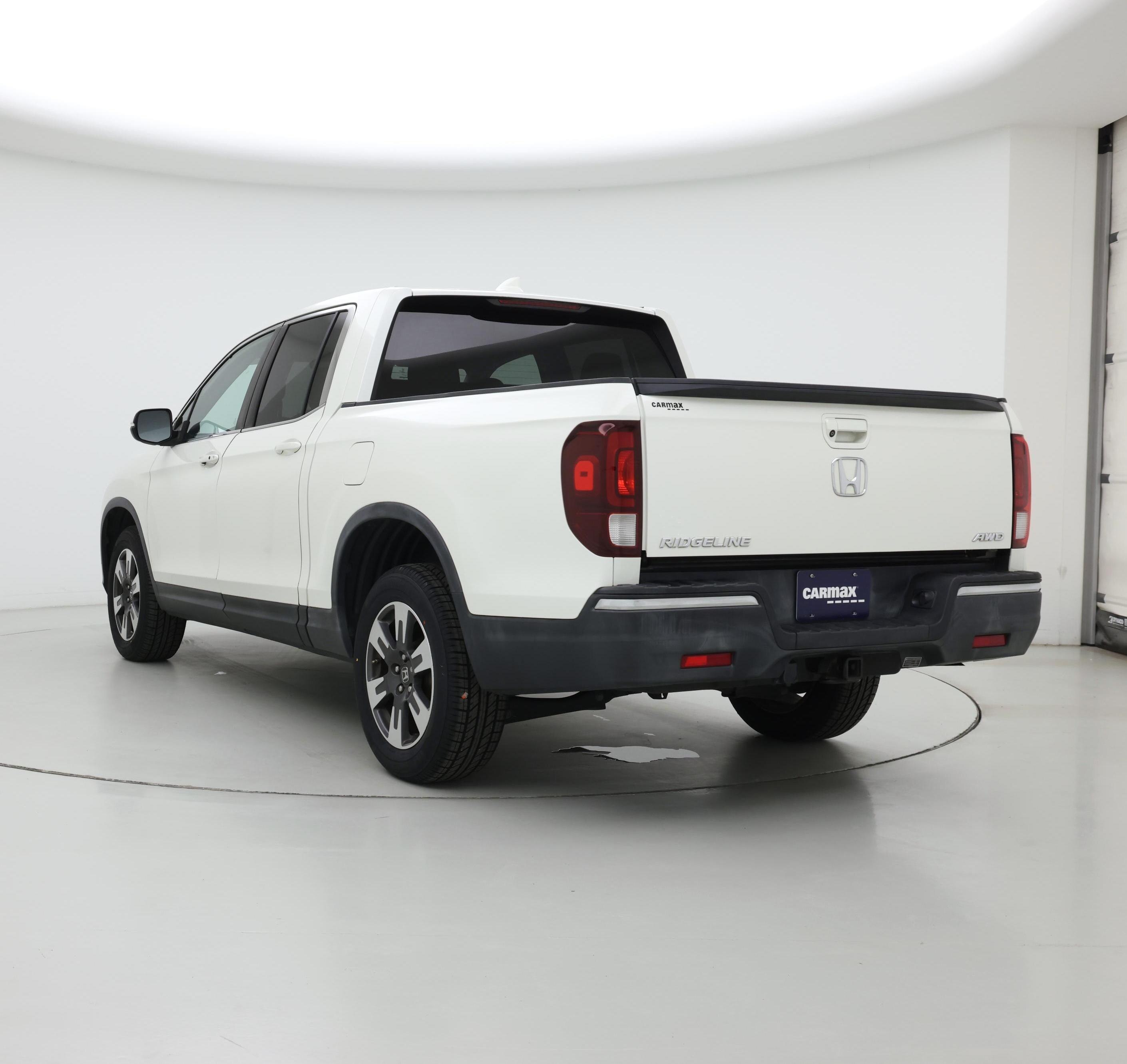 Thumbnail: 2017 Honda Ridgeline - 2