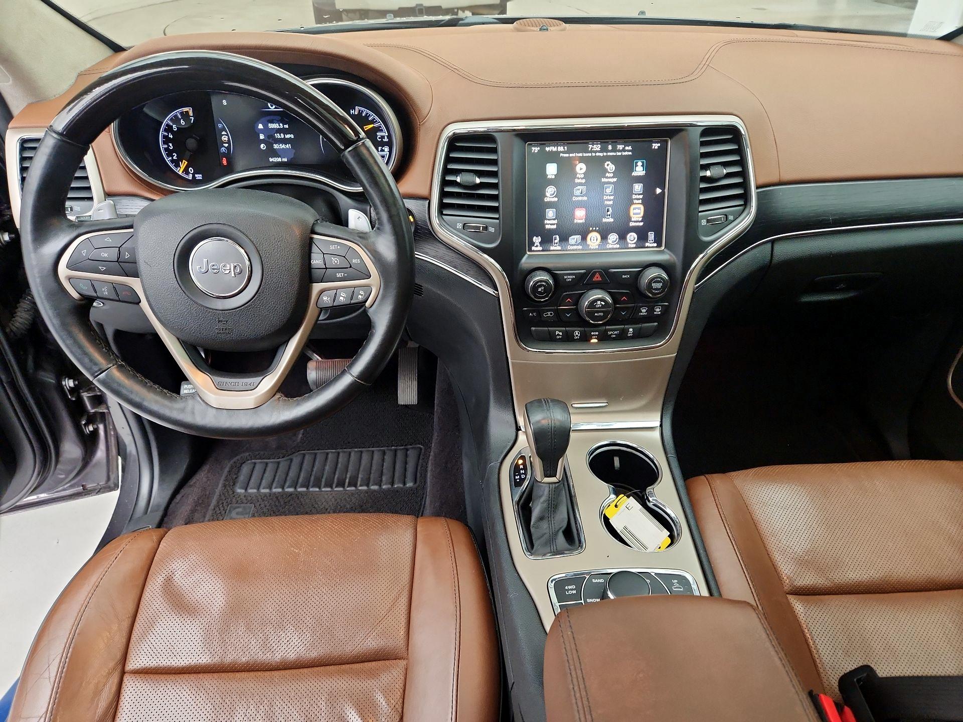 Thumbnail: 2016 Jeep Grand Cherokee - 9