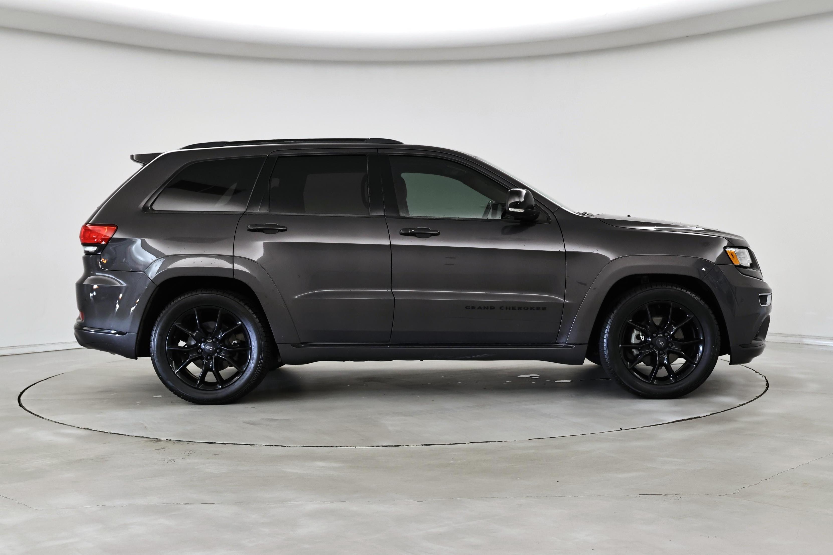 Thumbnail: 2016 Jeep Grand Cherokee - 7