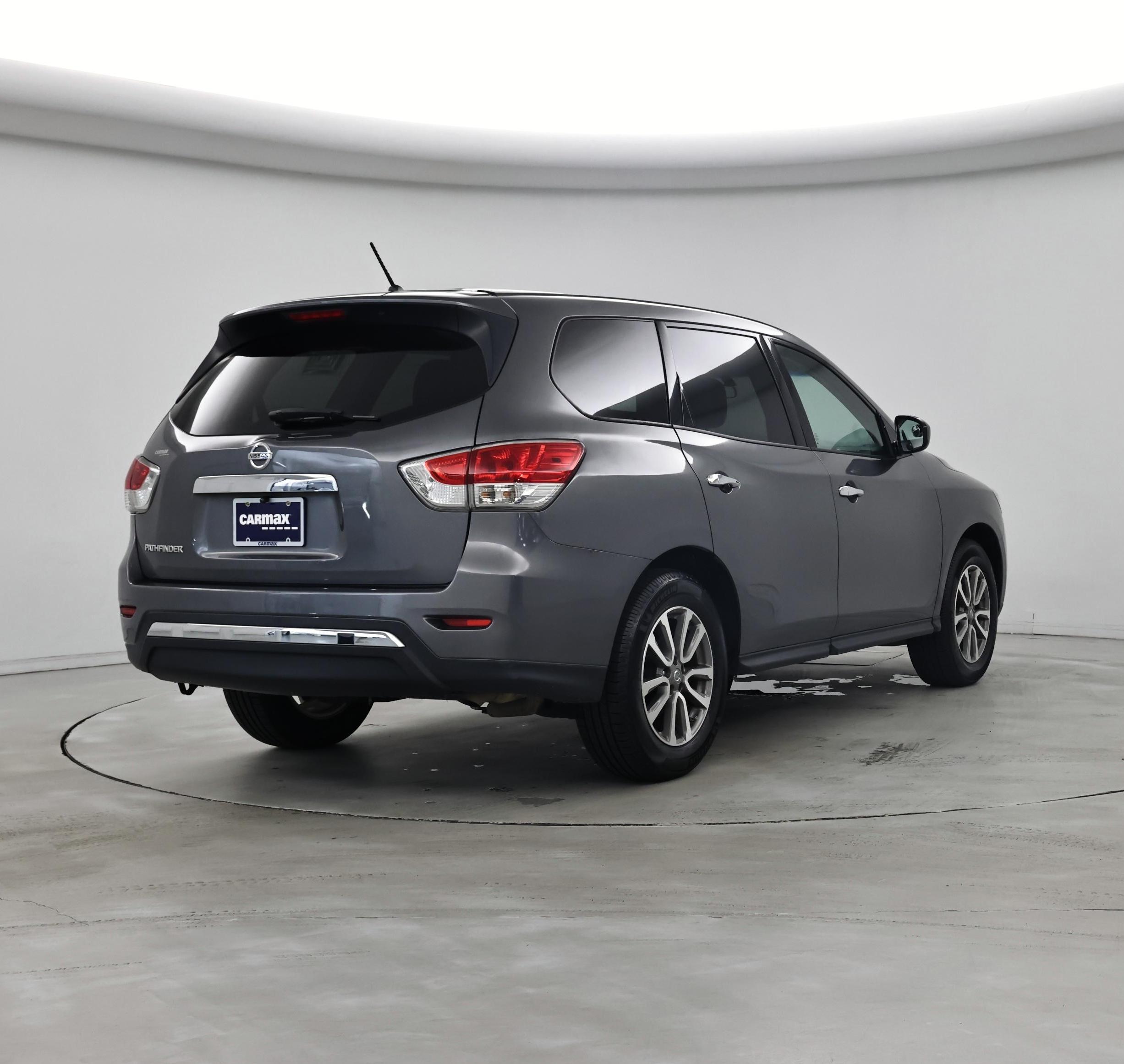 Thumbnail: 2015 Nissan Pathfinder - 8