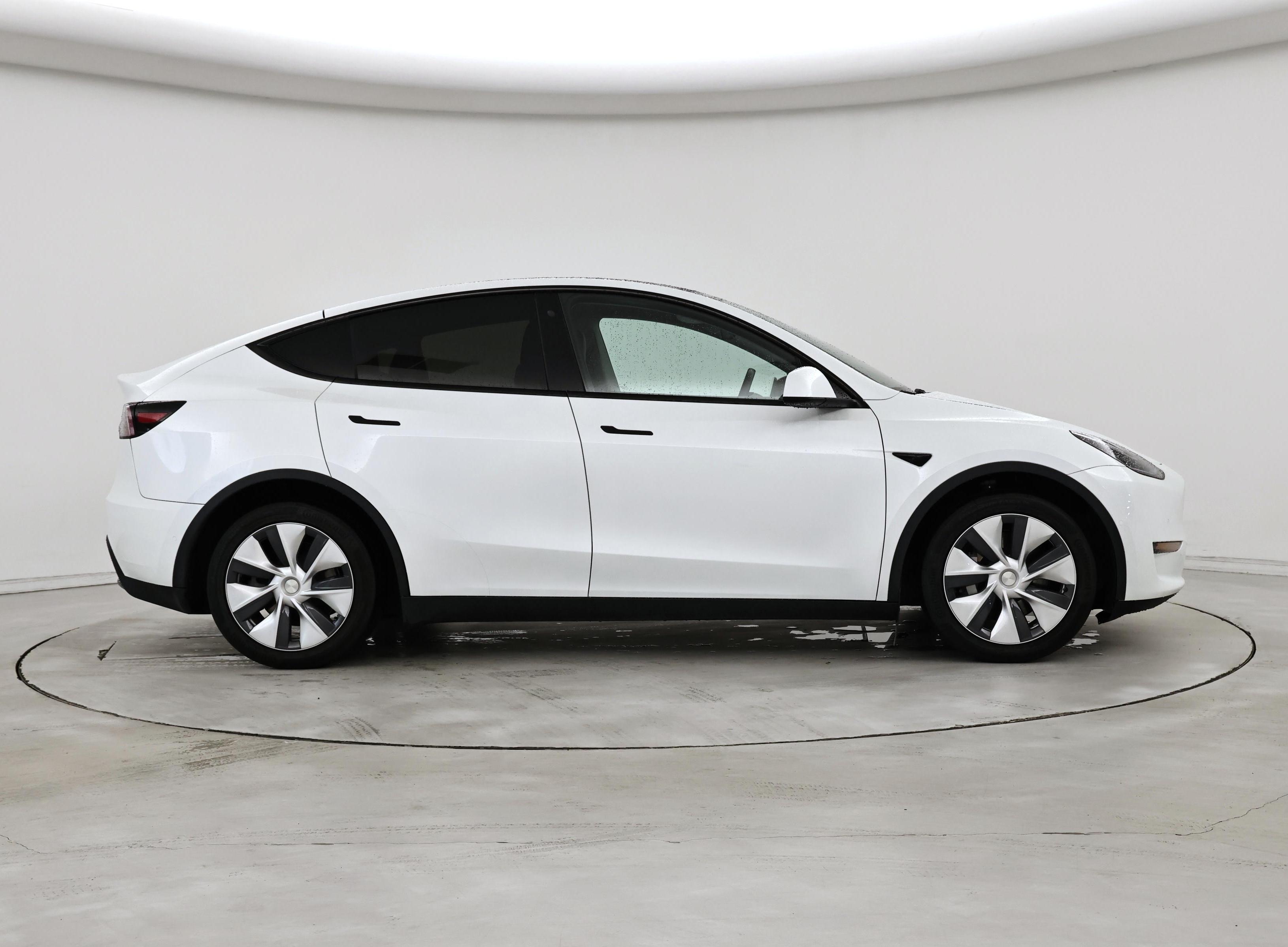 Thumbnail: 2020 Tesla Model Y - 7
