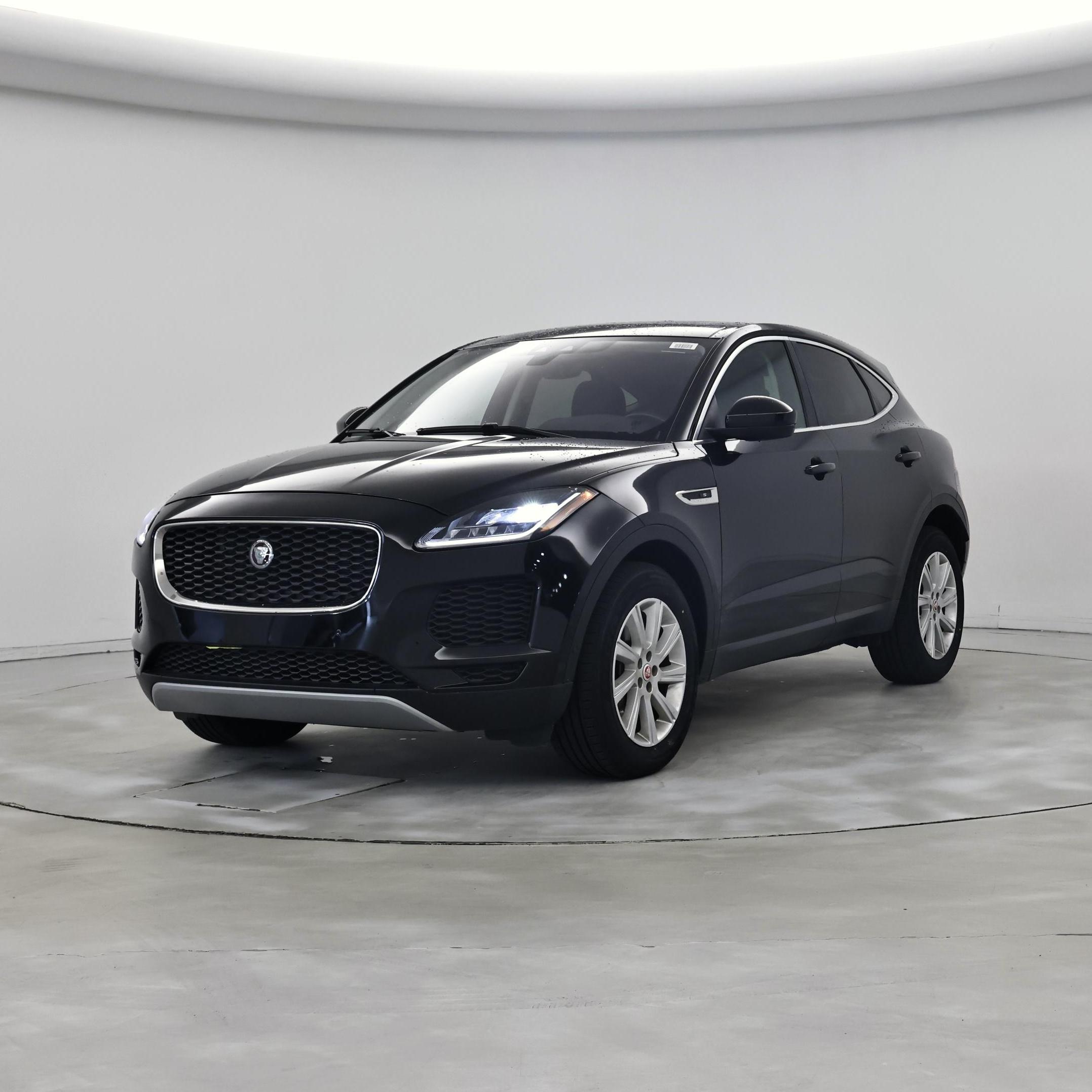 Thumbnail: 2018 Jaguar E-Pace - 4