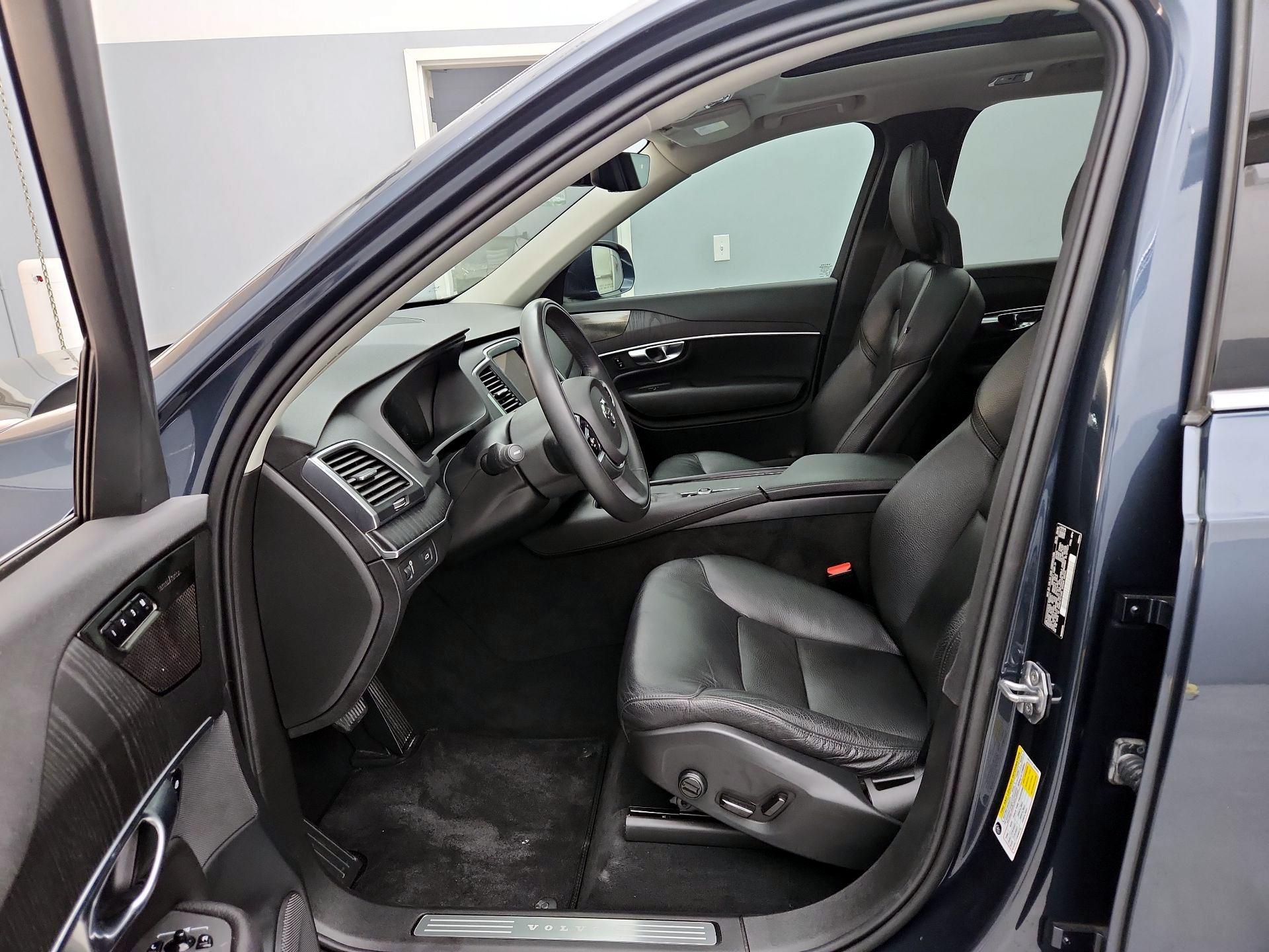 Thumbnail: 2020 Volvo XC90 - 11