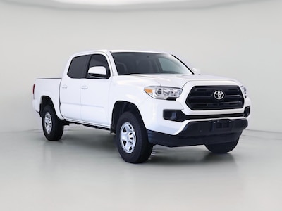 White 2017 Toyota Tacoma SR