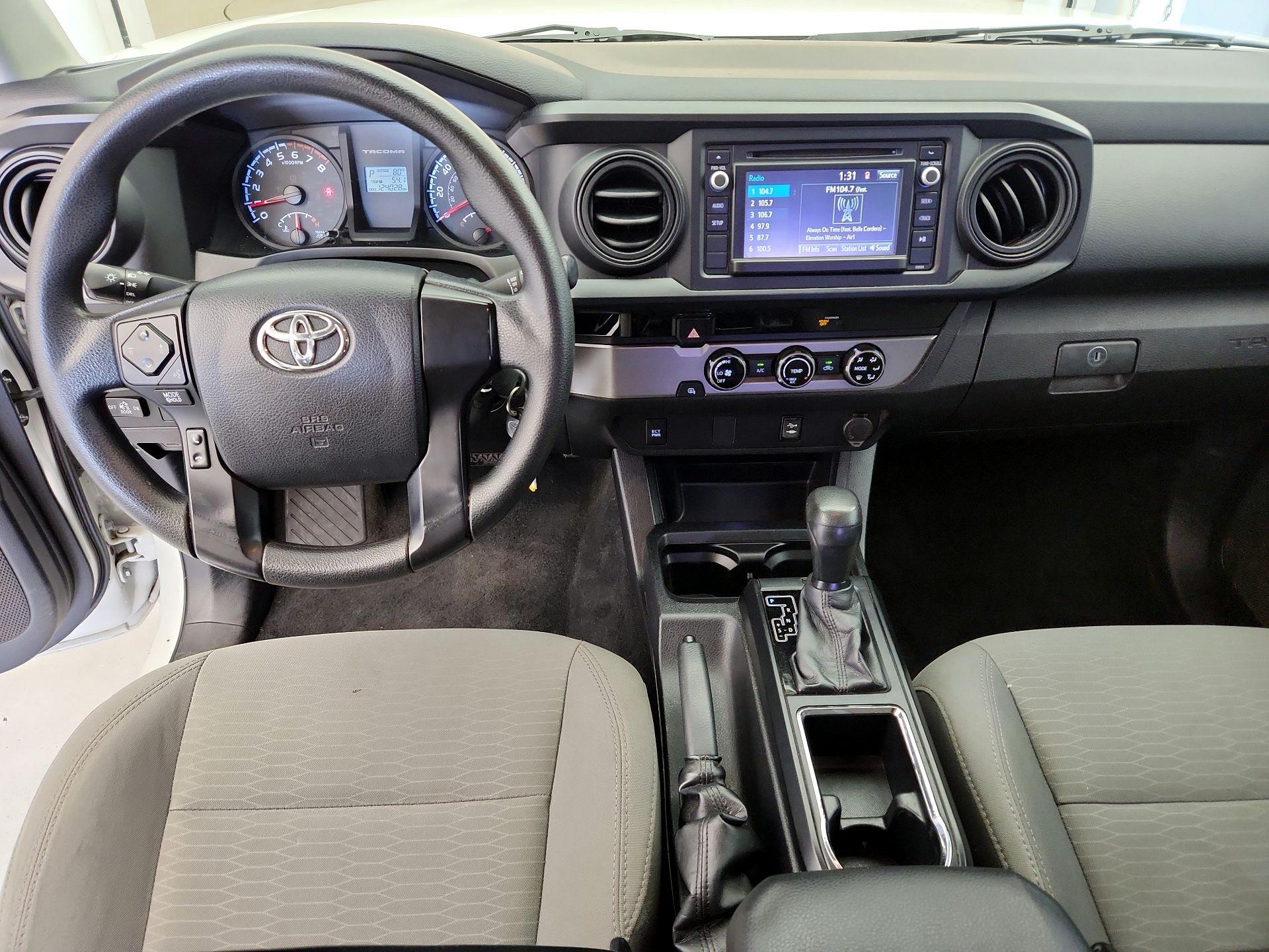 Thumbnail: 2017 Toyota Tacoma - 9