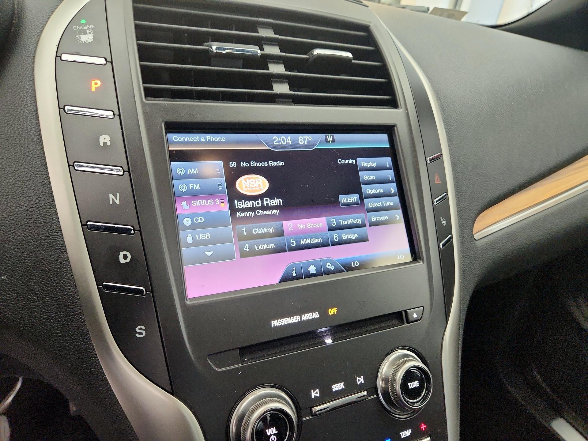 Thumbnail: 2015 Lincoln MKC - 15