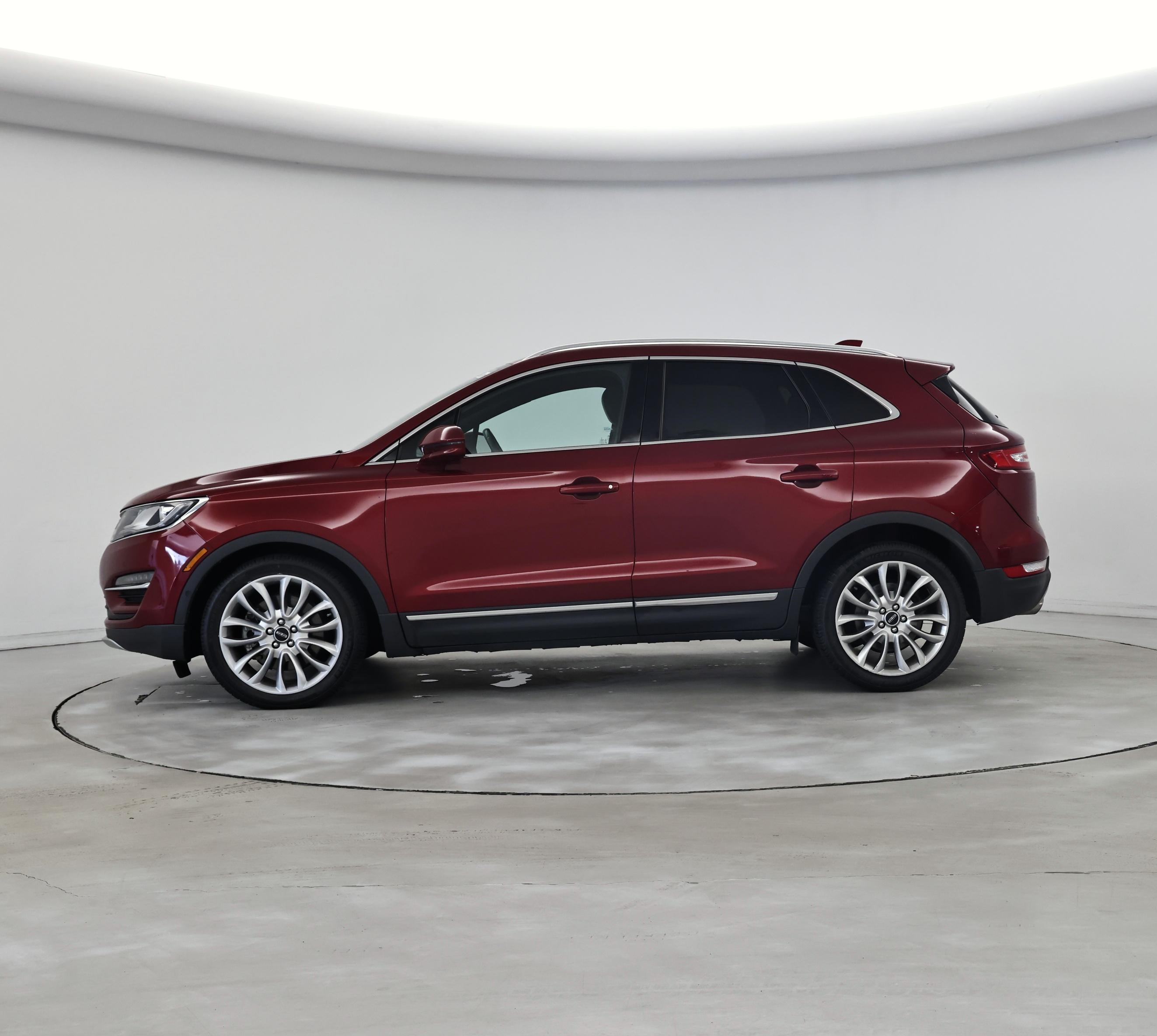 Thumbnail: 2015 Lincoln MKC - 3