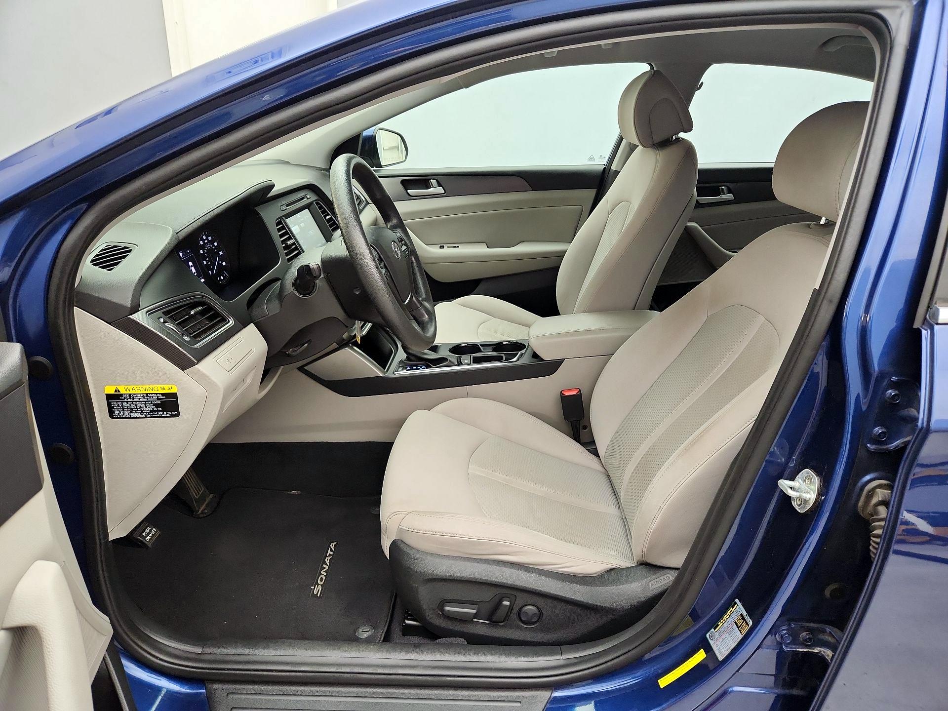 Thumbnail: 2017 Hyundai Sonata - 11