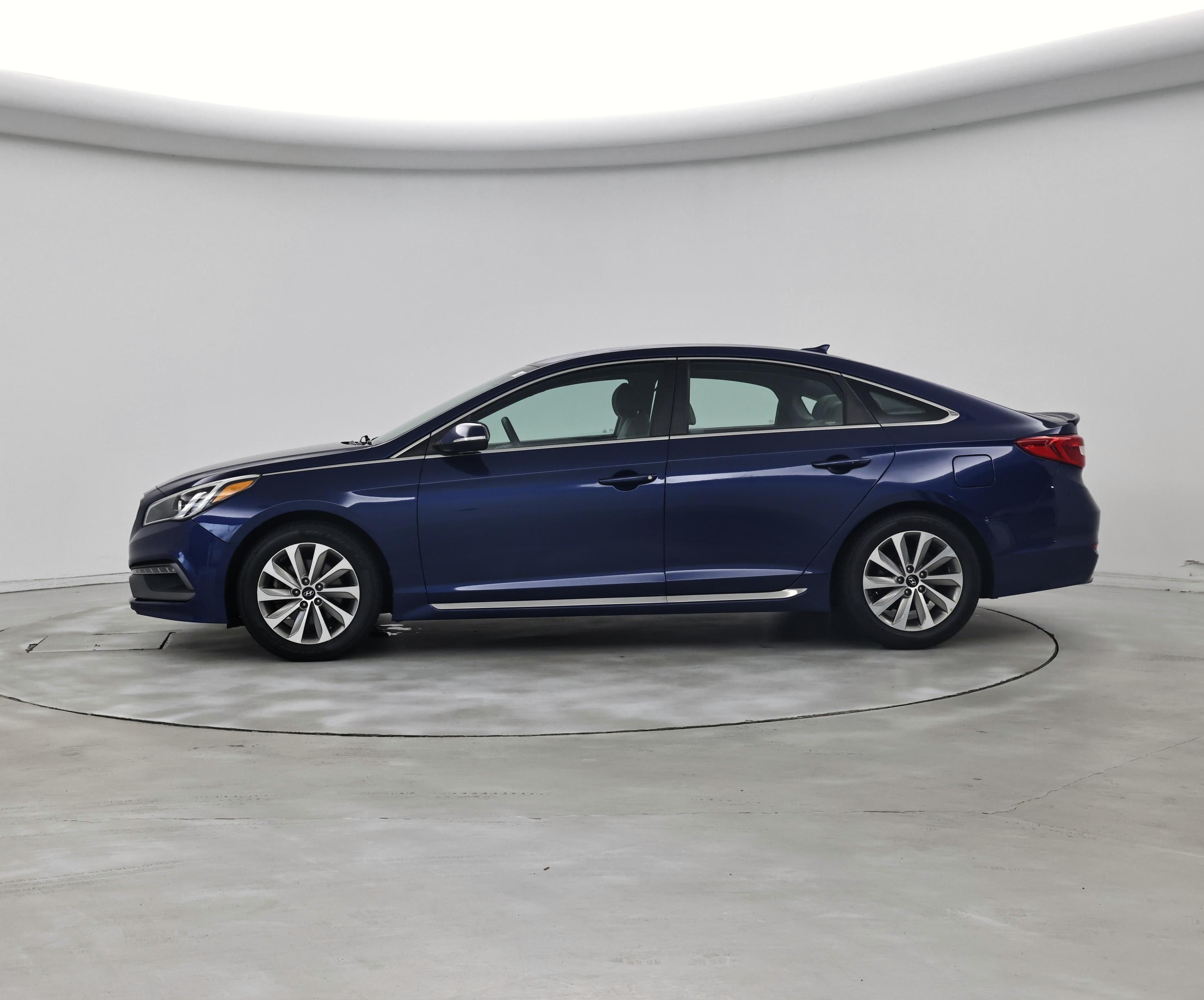 Thumbnail: 2017 Hyundai Sonata - 3