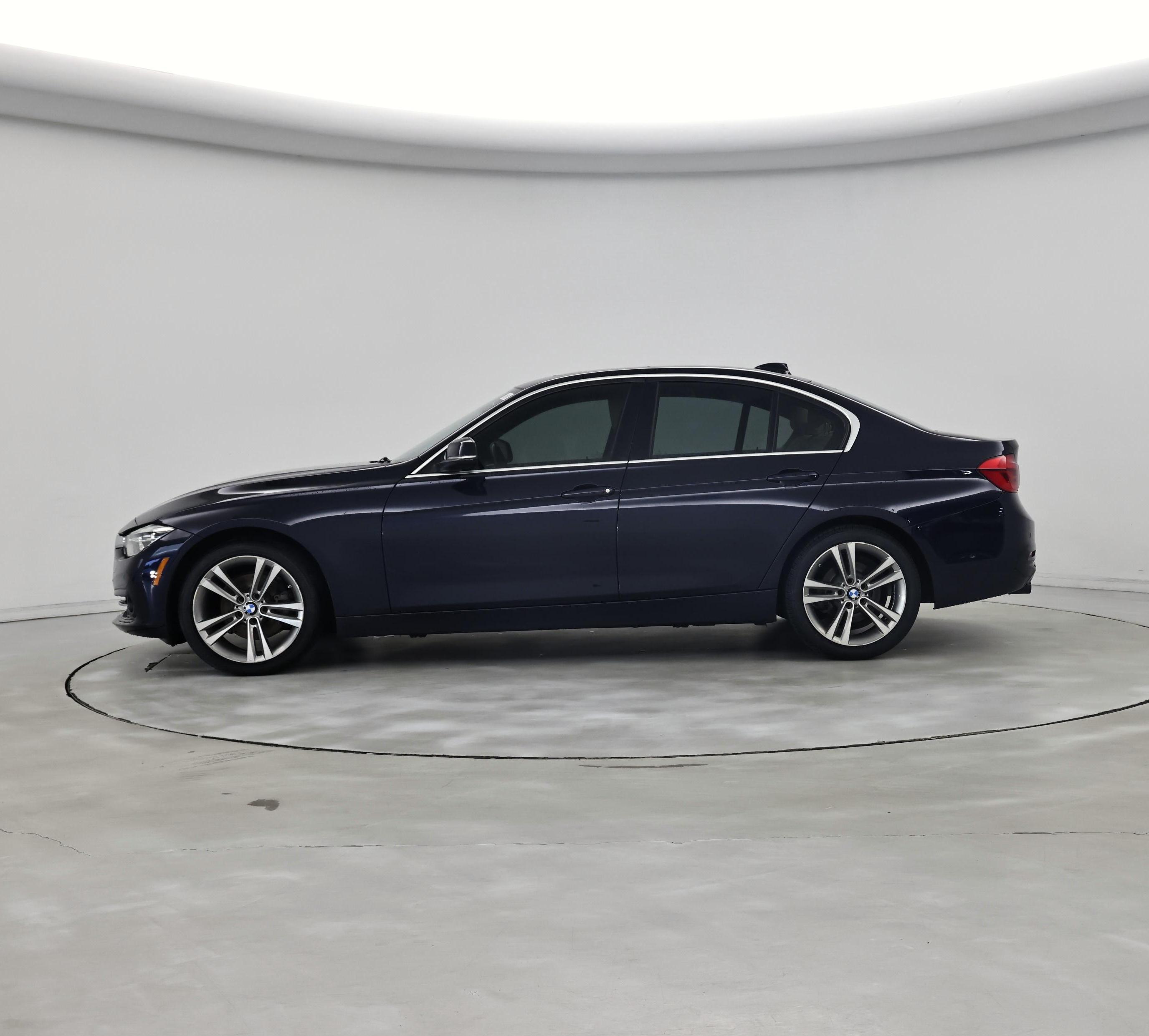 Thumbnail: 2017 BMW 3 Series - 3