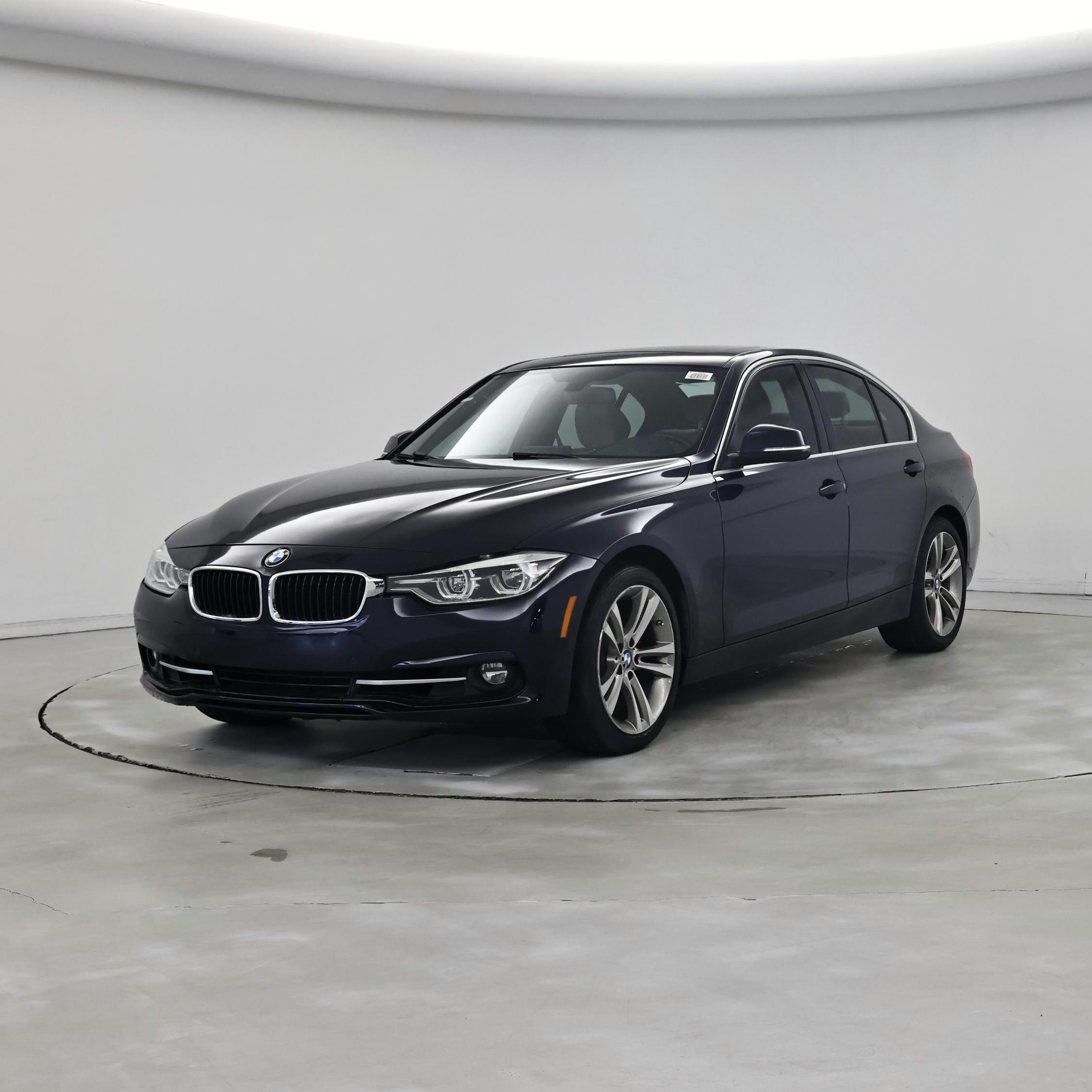 Thumbnail: 2017 BMW 3 Series - 4