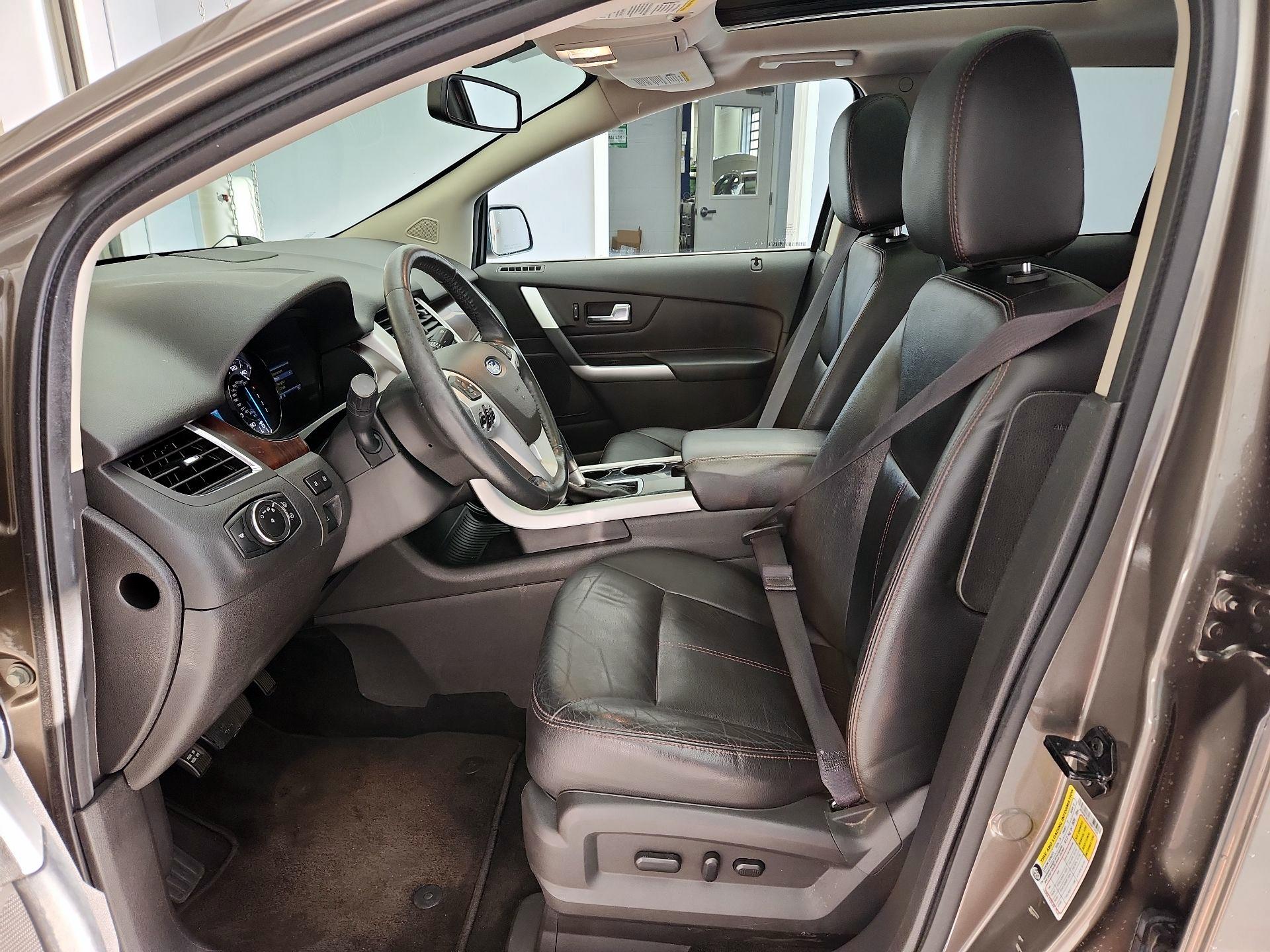 Thumbnail: 2013 Ford Edge - 11