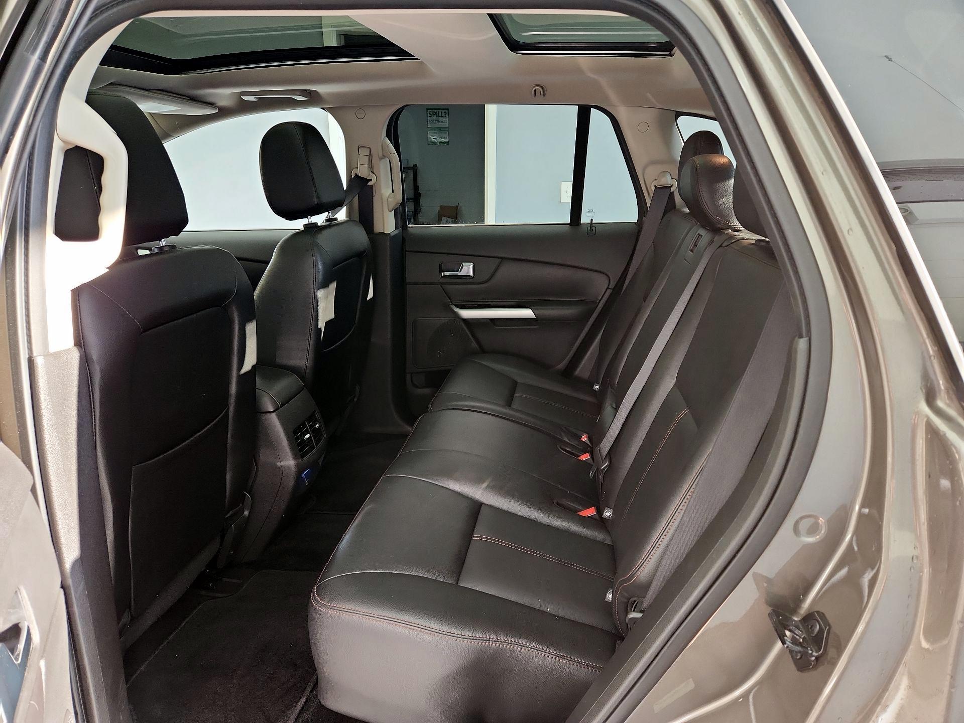 Thumbnail: 2013 Ford Edge - 19