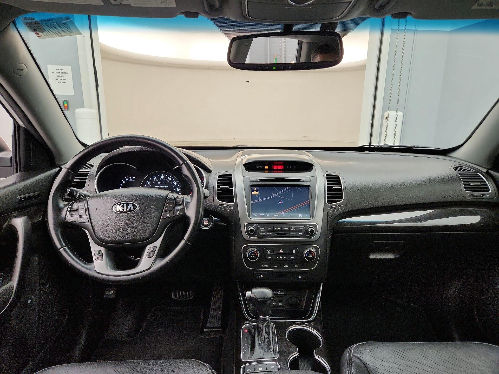Thumbnail: 2014 Kia Sorento - 9