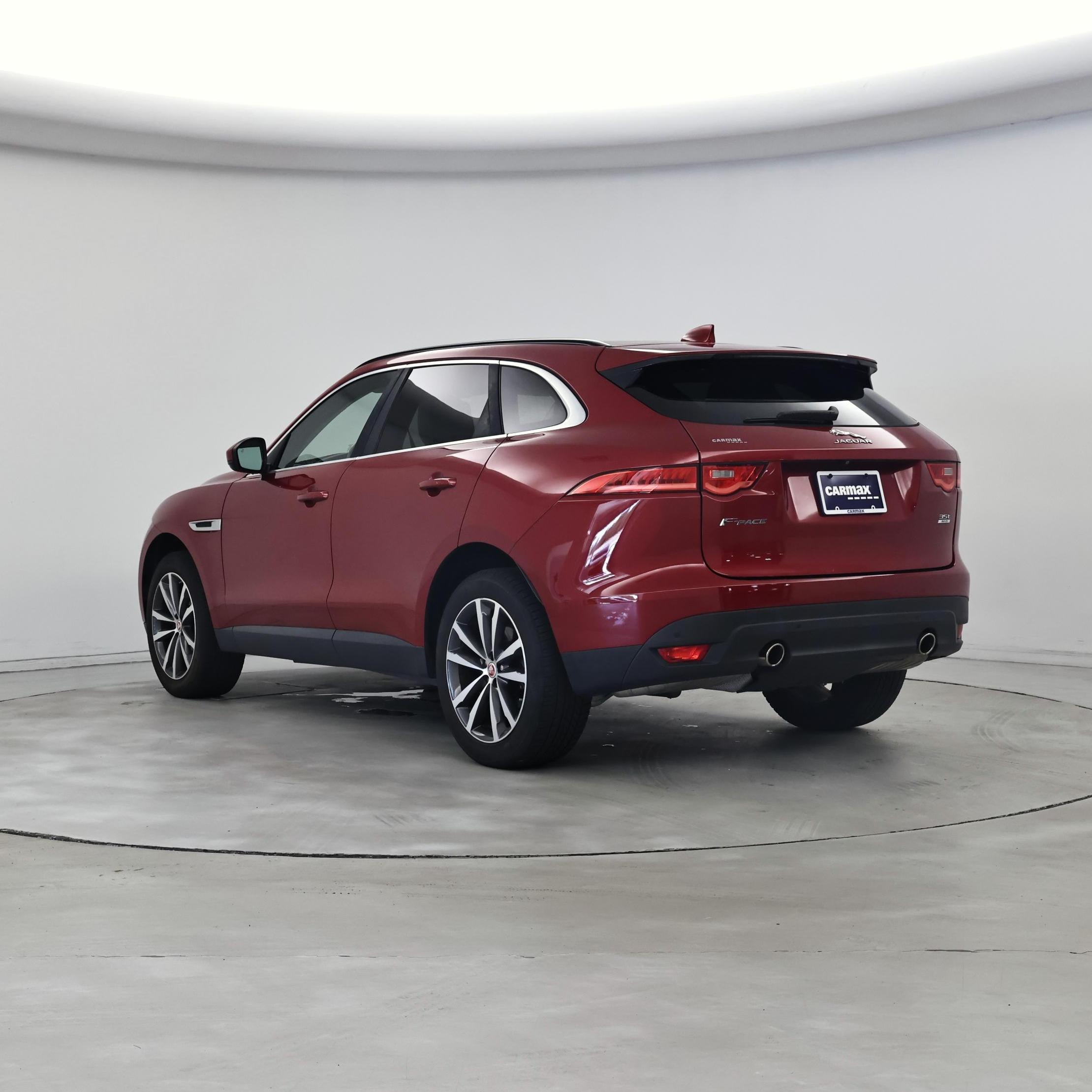 Thumbnail: 2018 Jaguar F-Pace - 2