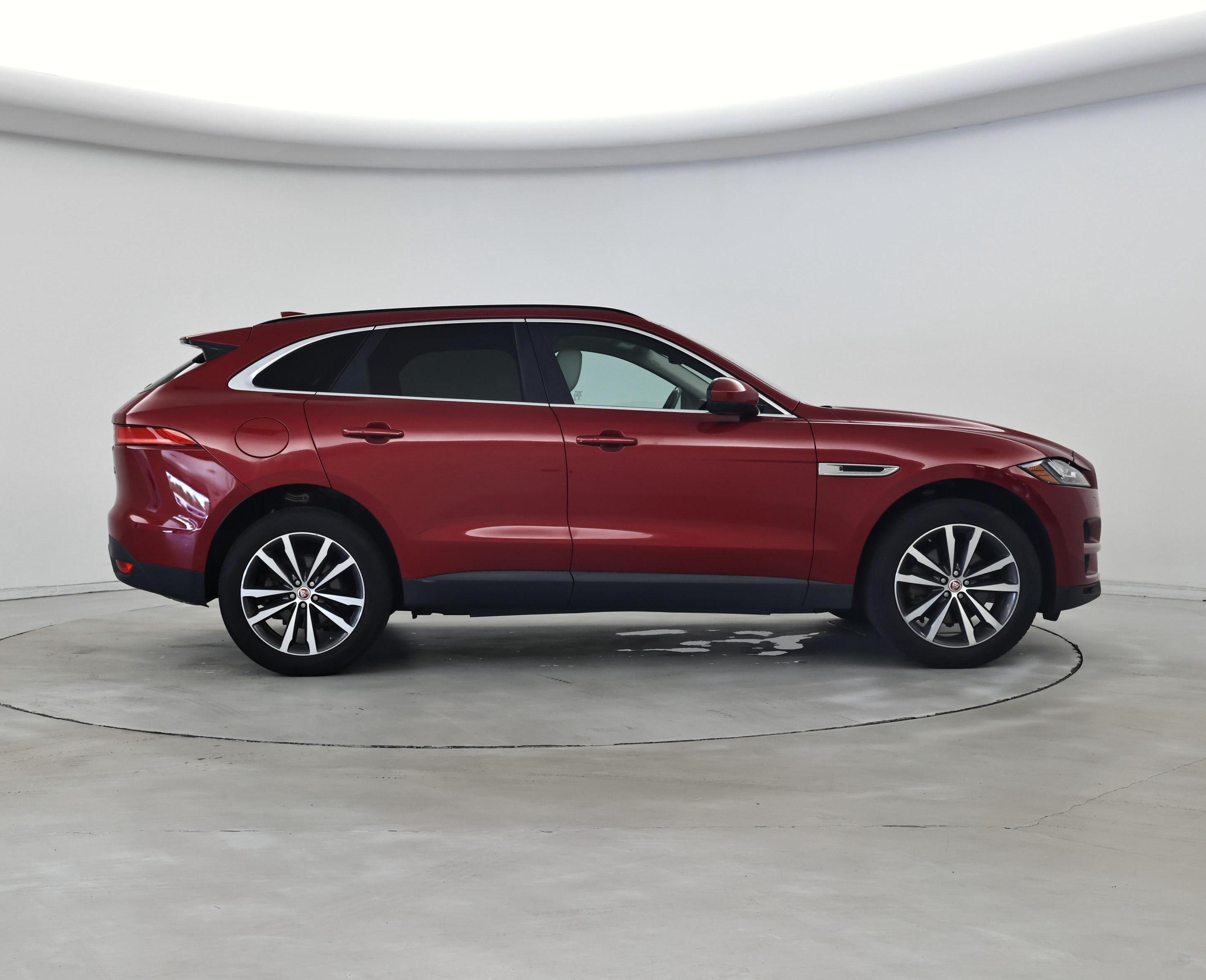 Thumbnail: 2018 Jaguar F-Pace - 7