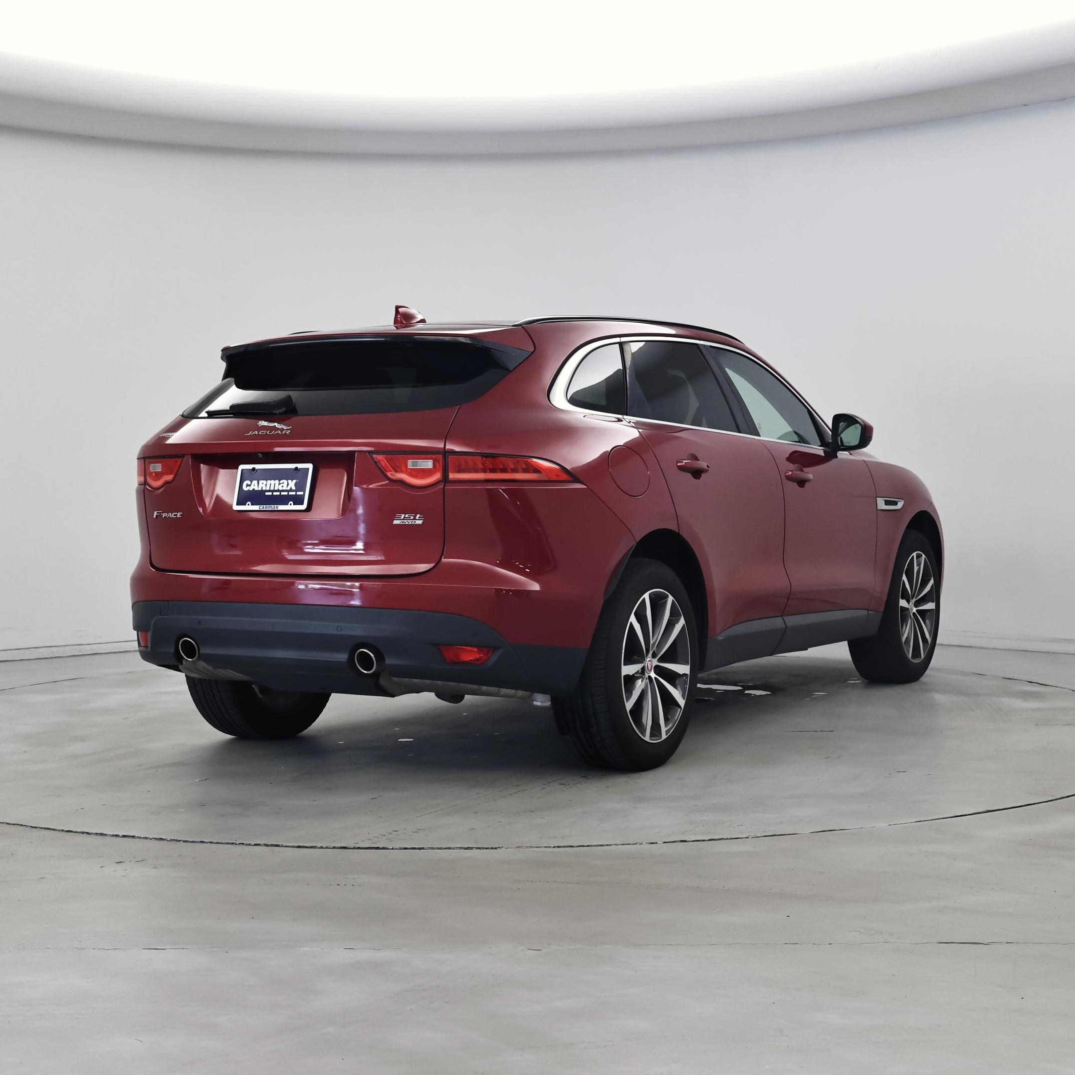 Thumbnail: 2018 Jaguar F-Pace - 8