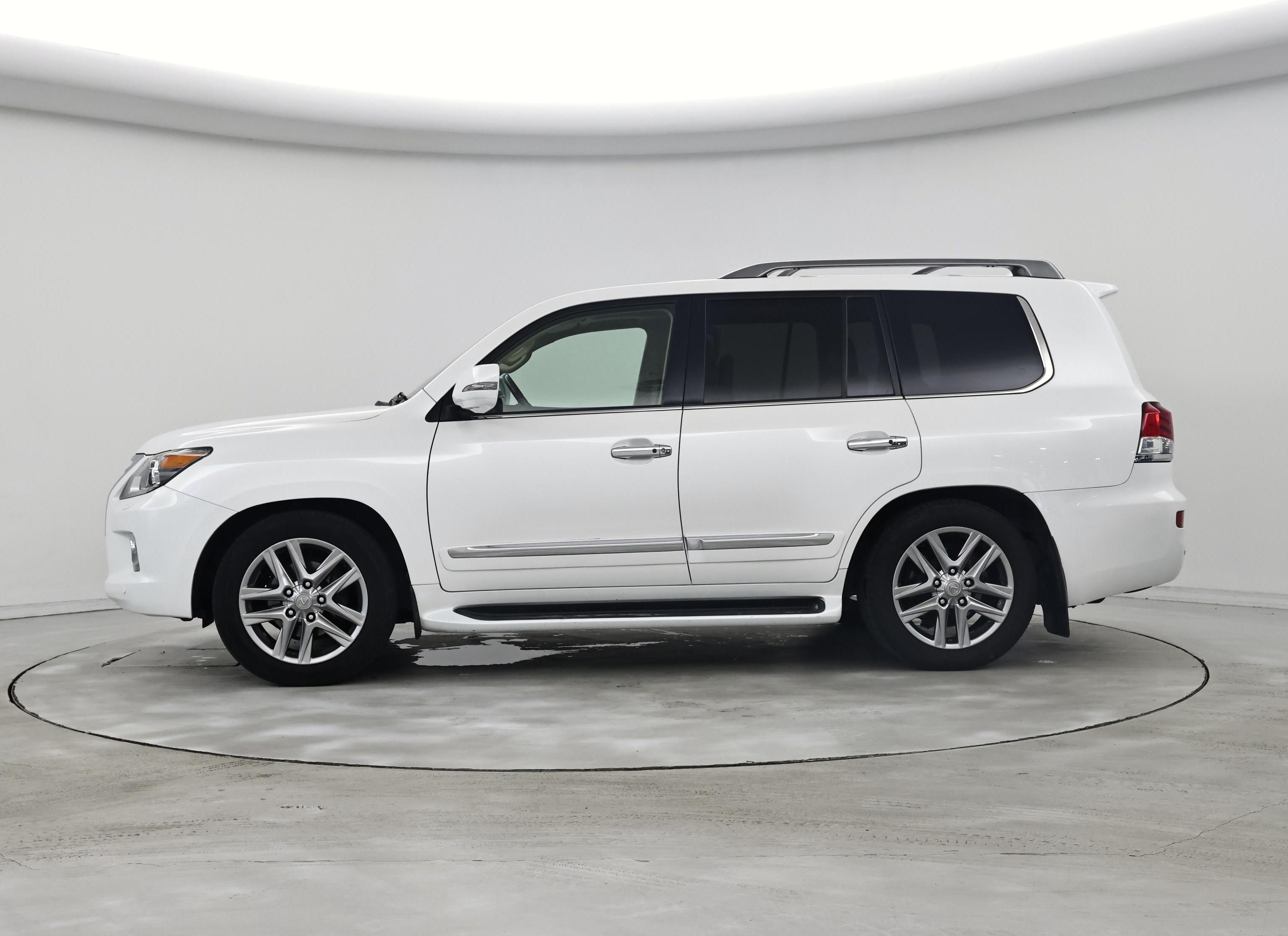 Thumbnail: 2014 Lexus LX - 3