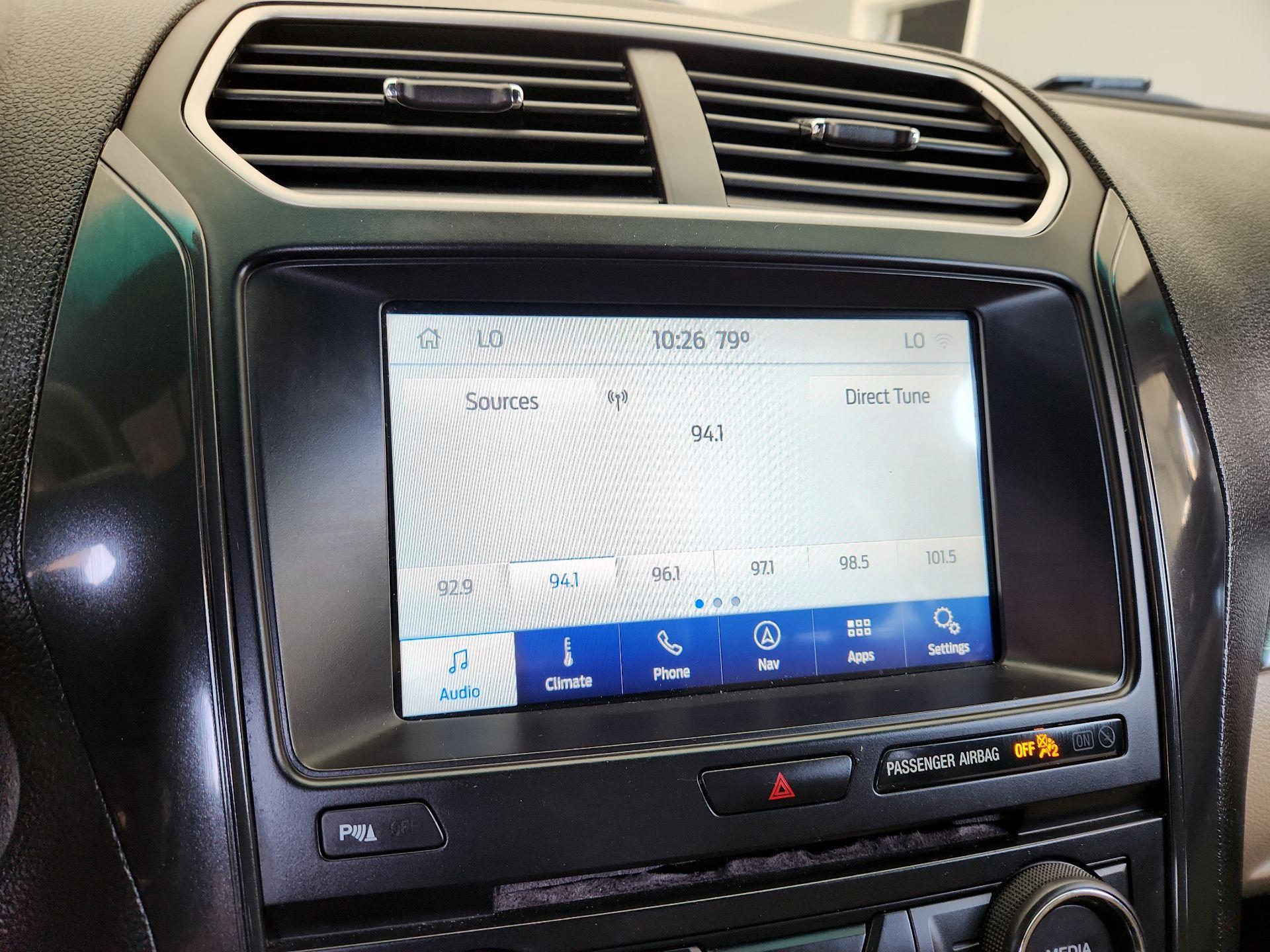 Thumbnail: 2016 Ford Explorer - 16