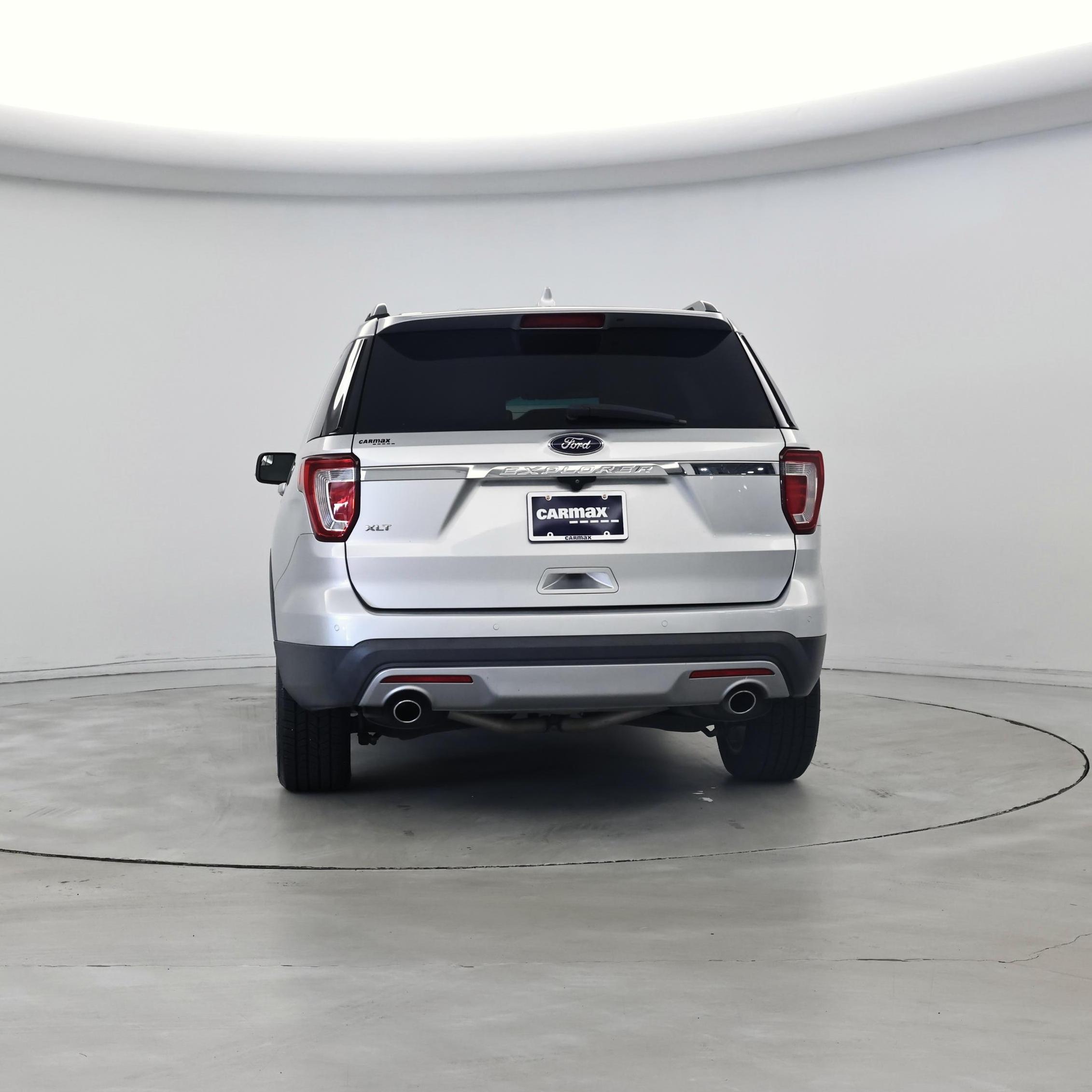 Thumbnail: 2016 Ford Explorer - 6