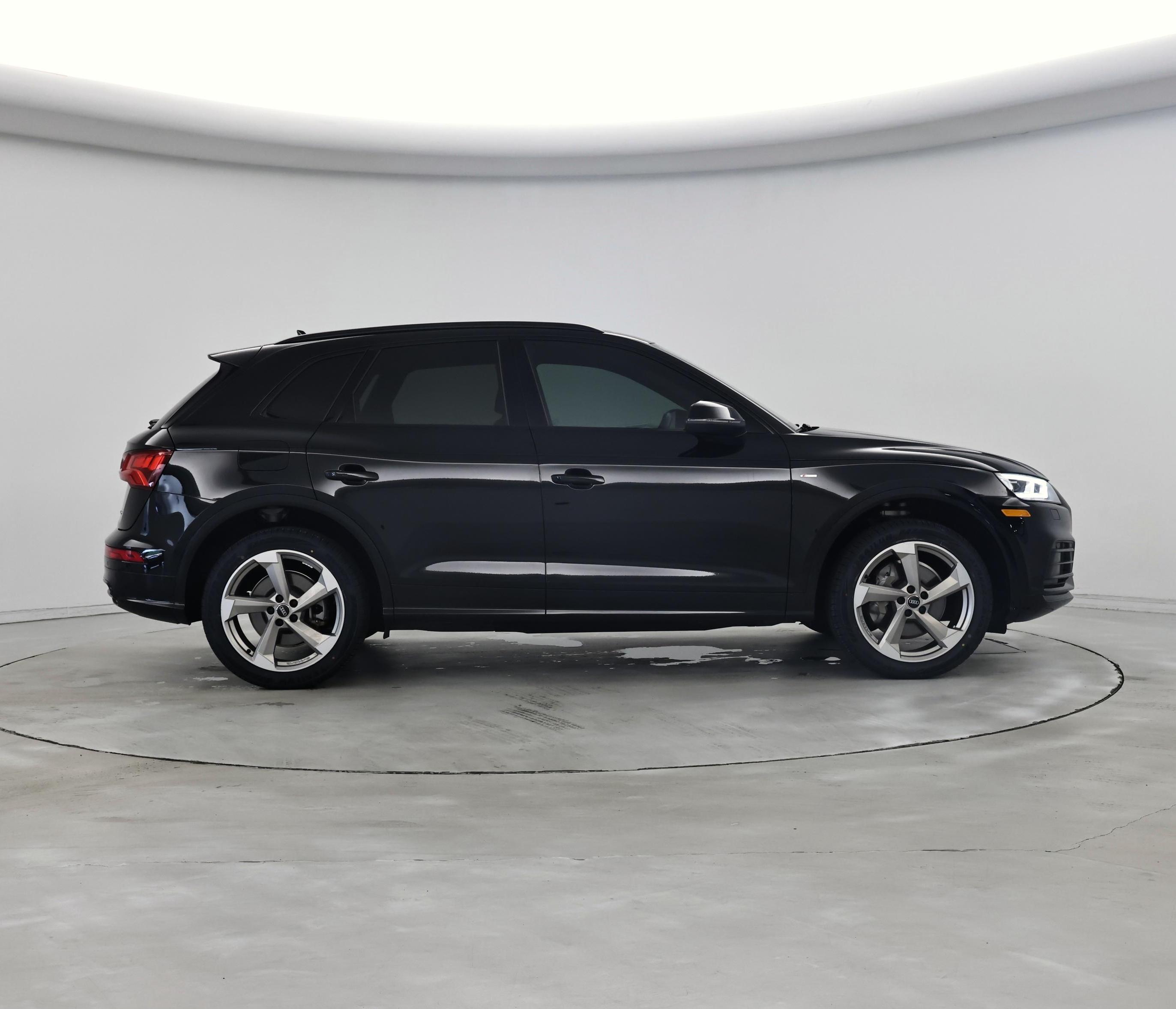 Thumbnail: 2020 Audi Q5 - 7
