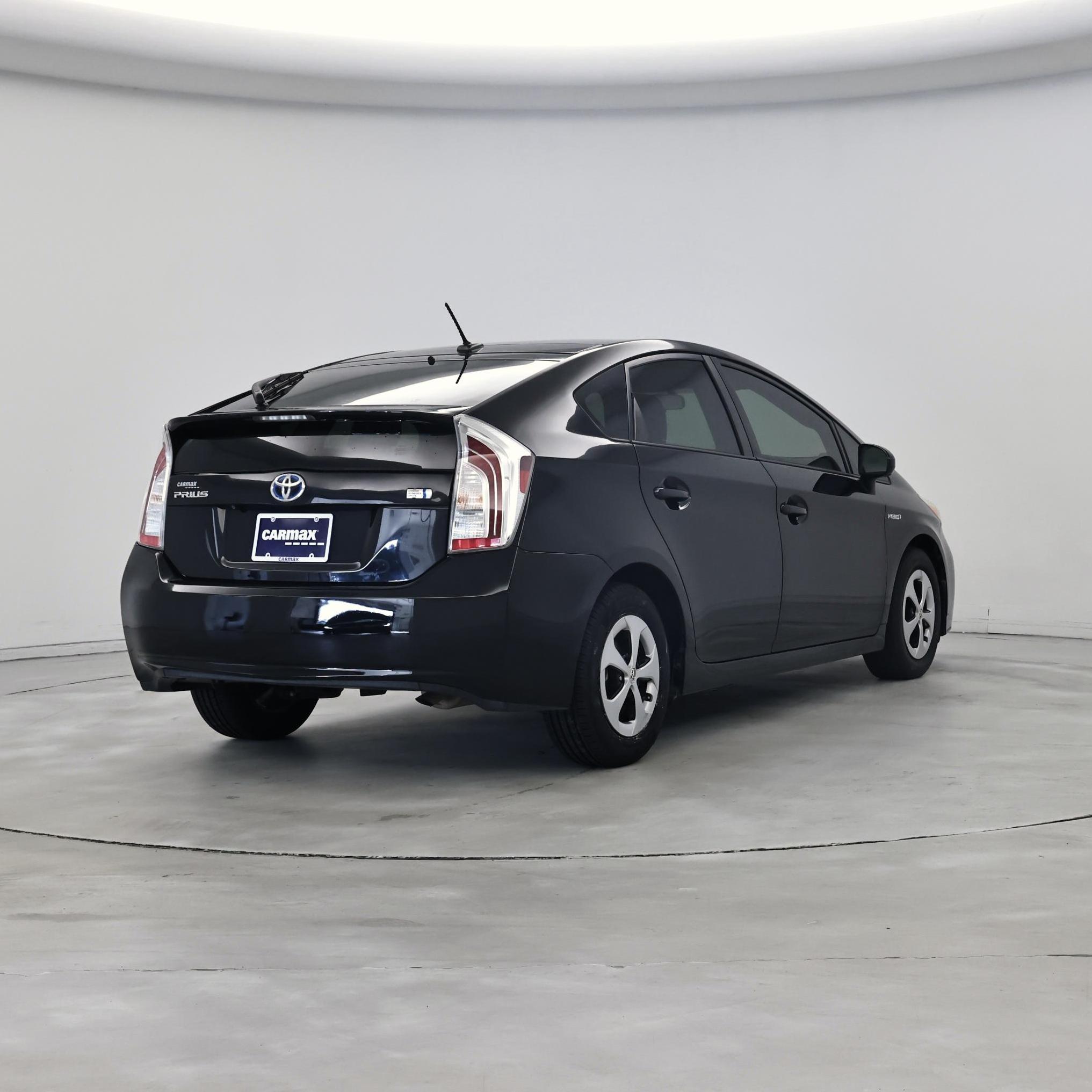 Thumbnail: 2014 Toyota Prius - 8