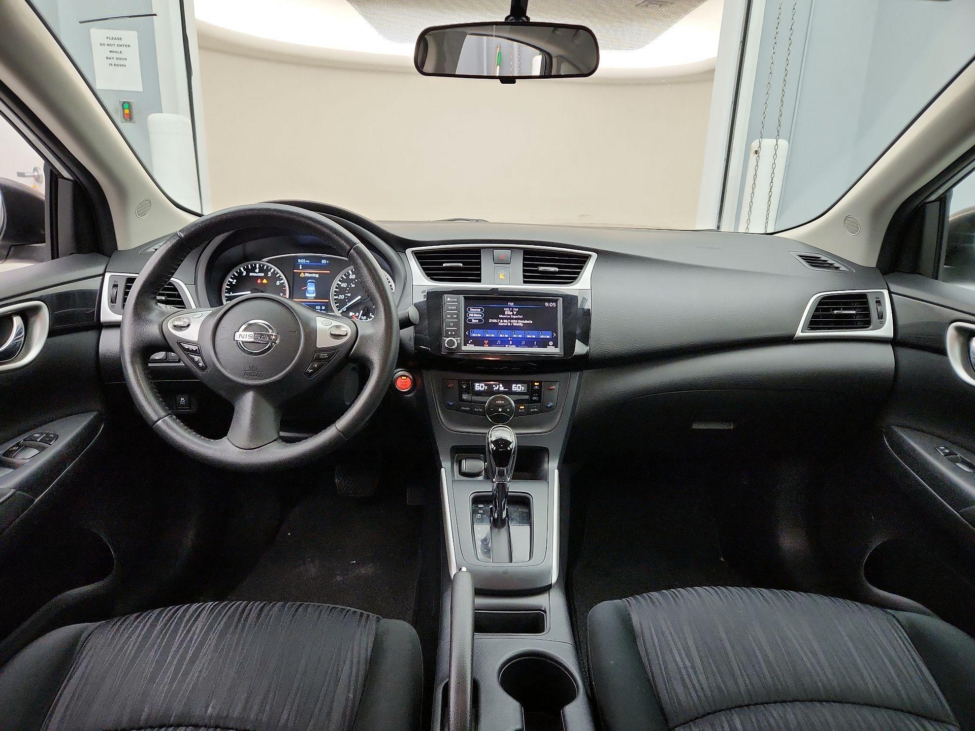 Thumbnail: 2019 Nissan Sentra - 9